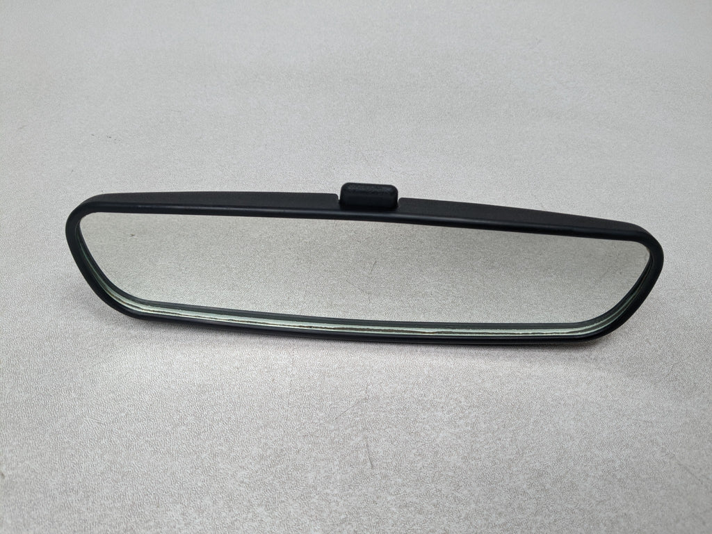 00 - 04 MITSUBISHI MONTERO SPORT OEM REAR VIEW MIRROR CENTER INTERIOR UPPER ROOF