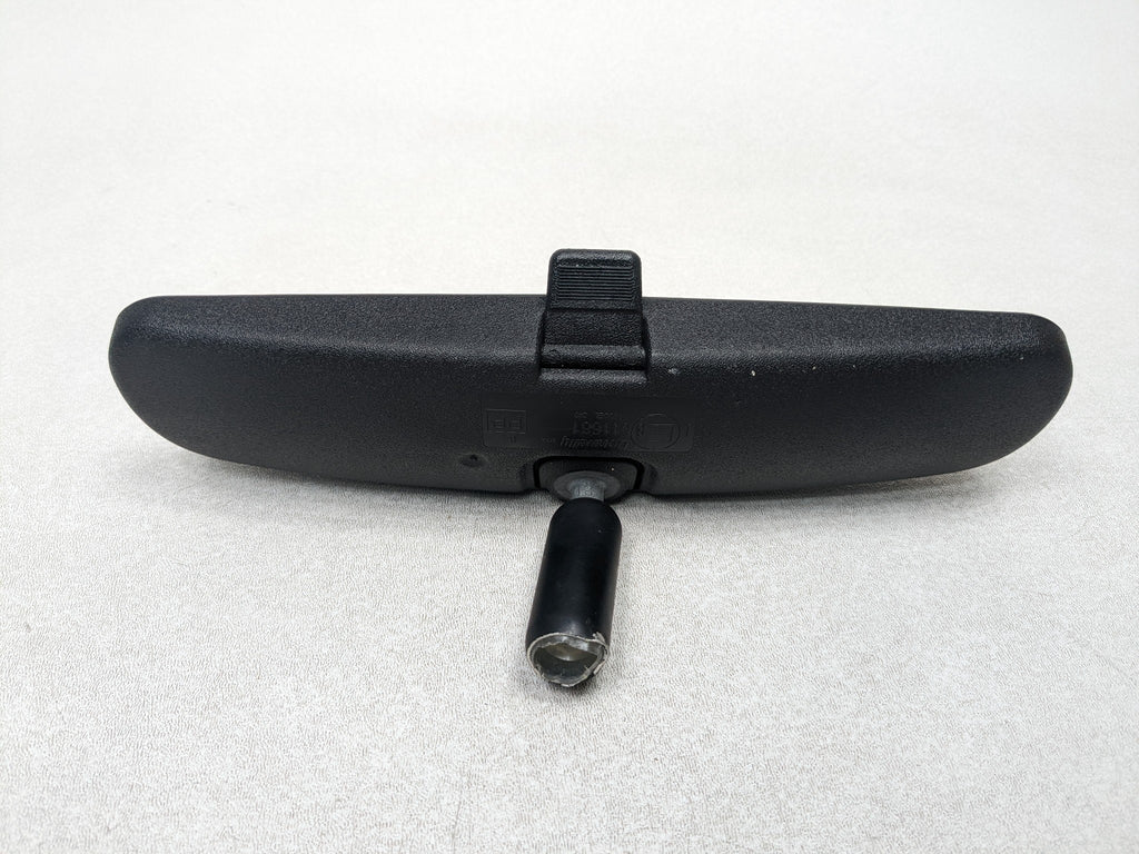 00 - 04 MITSUBISHI MONTERO SPORT OEM REAR VIEW MIRROR CENTER INTERIOR UPPER ROOF
