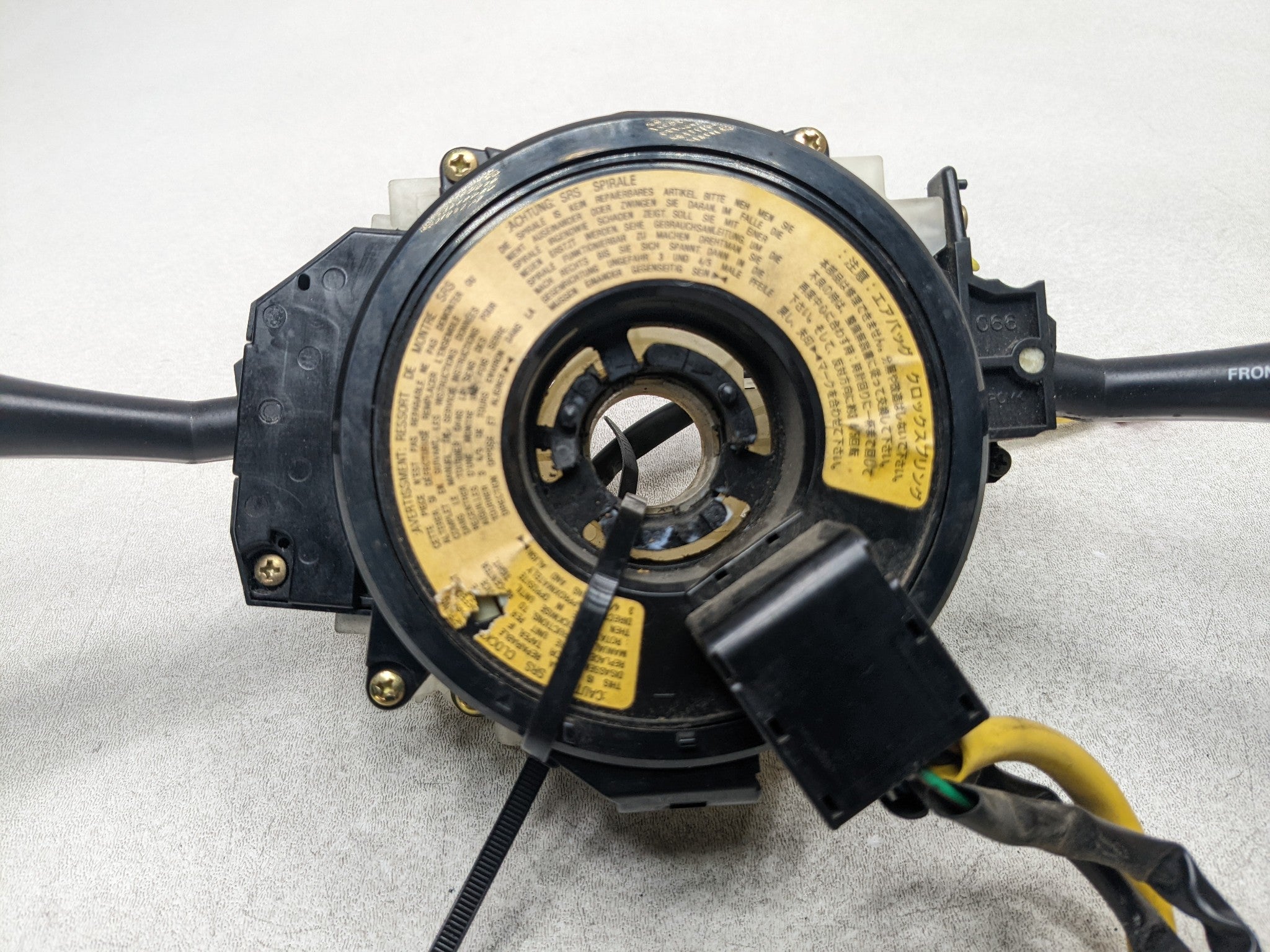 00 - 04 MITSUBISHI MONTERO SPORT OEM CLOCKSPRING SRS COMBINATION SWITCH ASSEMBLY