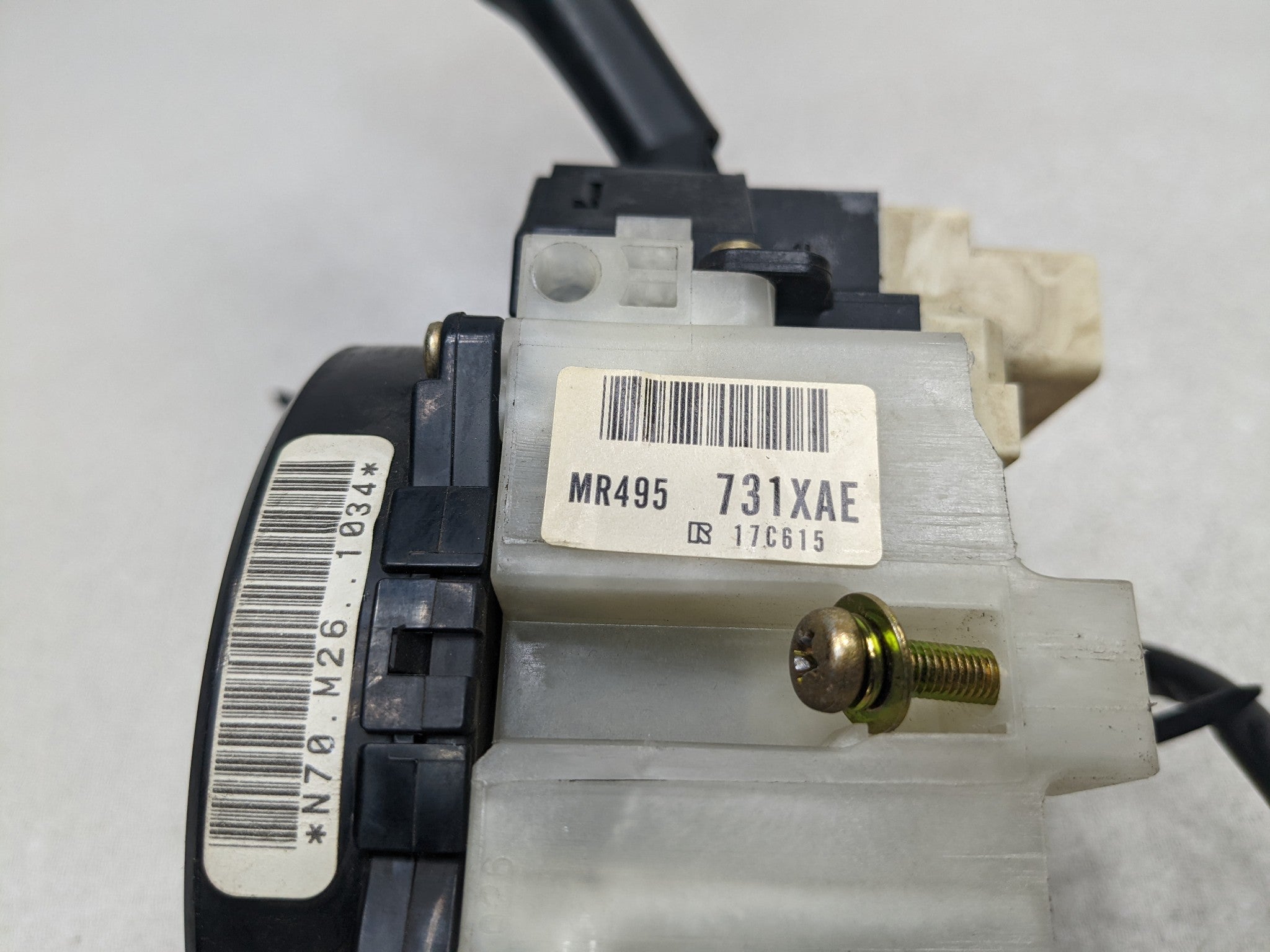 00 - 04 MITSUBISHI MONTERO SPORT OEM CLOCKSPRING SRS COMBINATION SWITCH ASSEMBLY