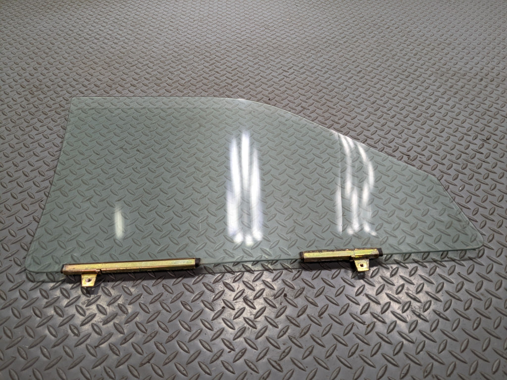 00 - 04 MITSUBISHI MONTERO SPORT OEM DOOR WINDOW GLASS FRONT LEFT DRIVER SIDE
