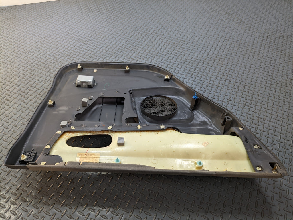 00 – 04 MITSUBISHI MONTERO SPORT OEM INTERIOR DOOR TRIM PANEL REAR RIGHT SIDE