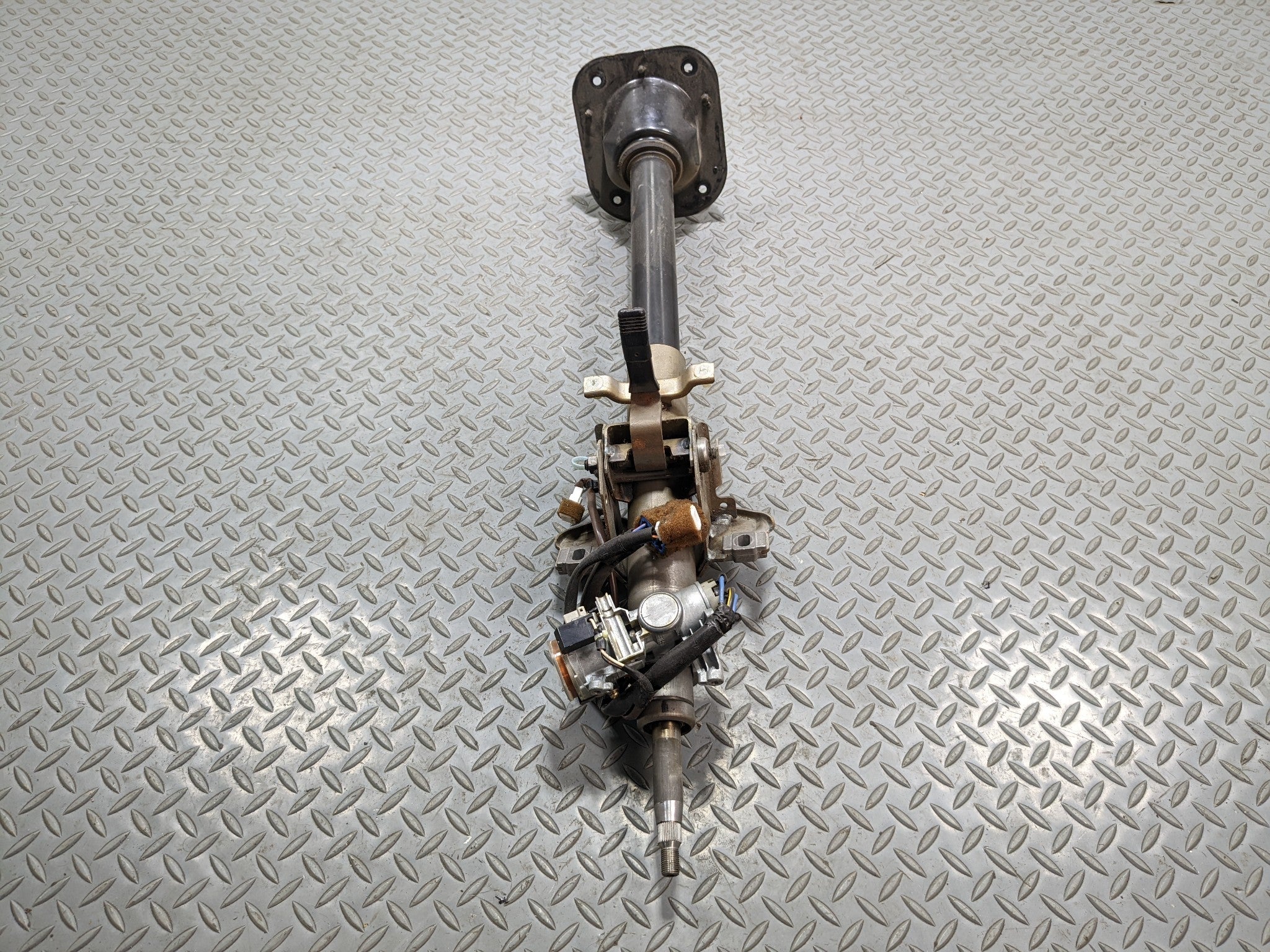 00 - 04 MITSUBISHI MONTERO SPORT OEM POWER ADJUSTMENT STEERING COLUMN ASSEMBLY