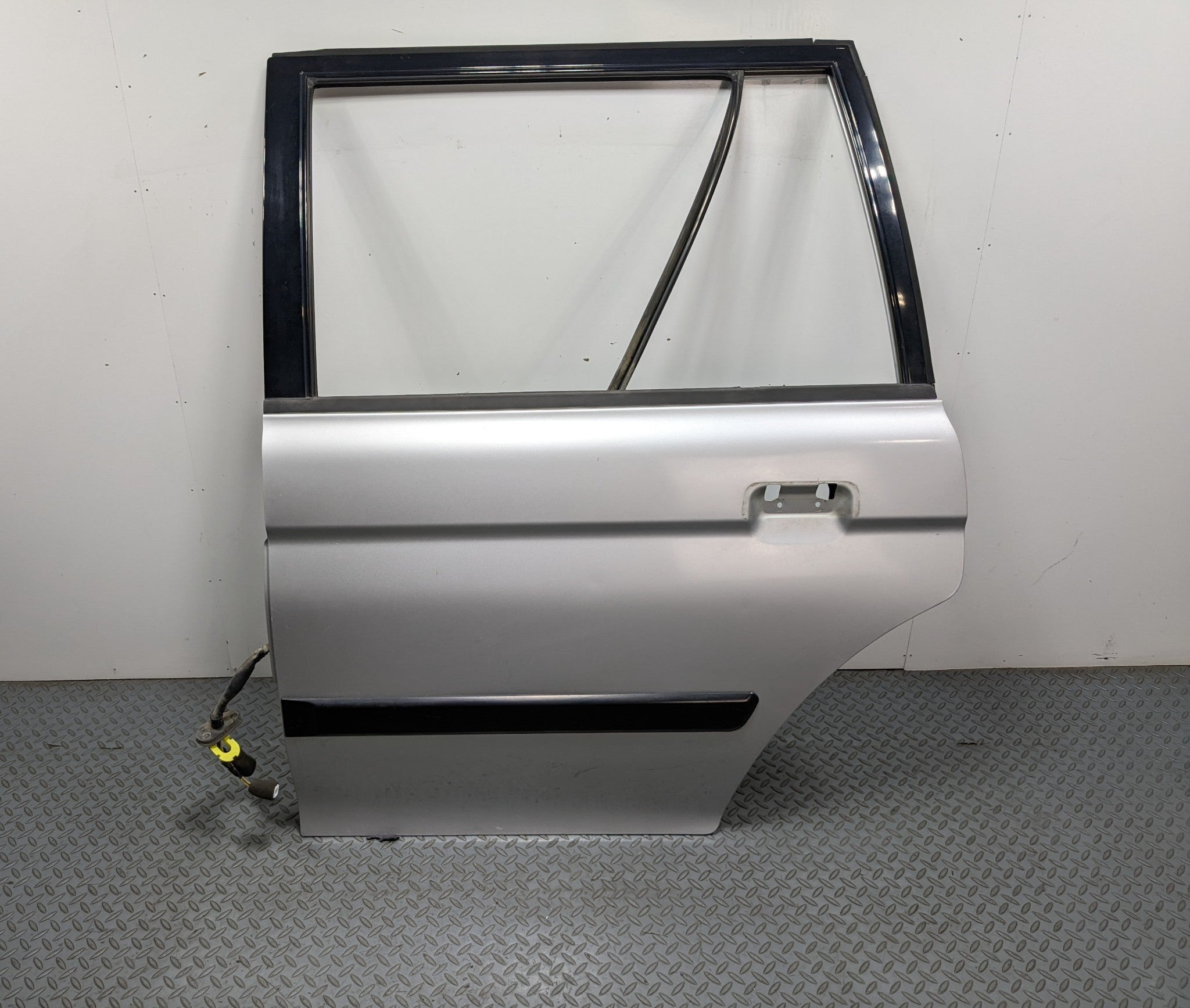 00 – 04 MITSUBISHI MONTERO SPORT OEM DOOR SHELL PANEL SILVER GRAY REAR LEFT