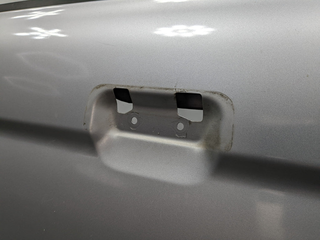 00 – 04 MITSUBISHI MONTERO SPORT OEM DOOR SHELL PANEL SILVER GRAY REAR LEFT