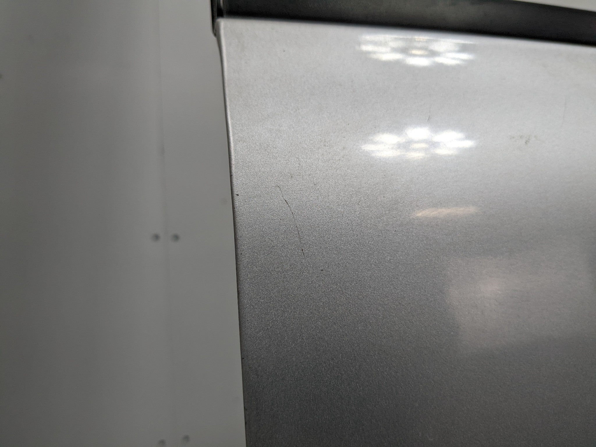 00 – 04 MITSUBISHI MONTERO SPORT OEM DOOR SHELL PANEL SILVER GRAY FRONT RIGHT