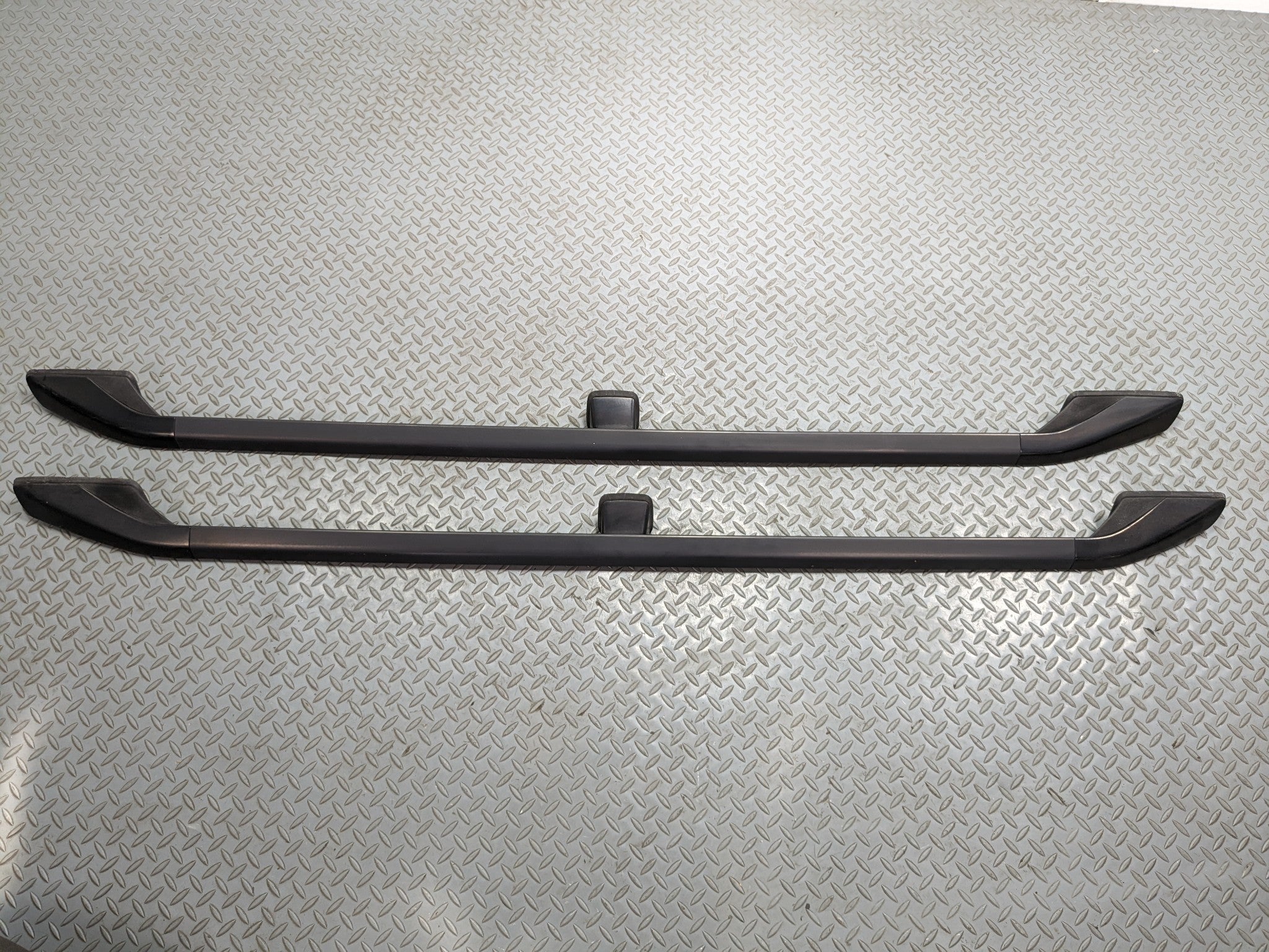 00 - 04 MITSUBISHI MONTERO SPORT OEM ROOF RAILS LUGGAGE CARRIER BAR LEFT RIGHT