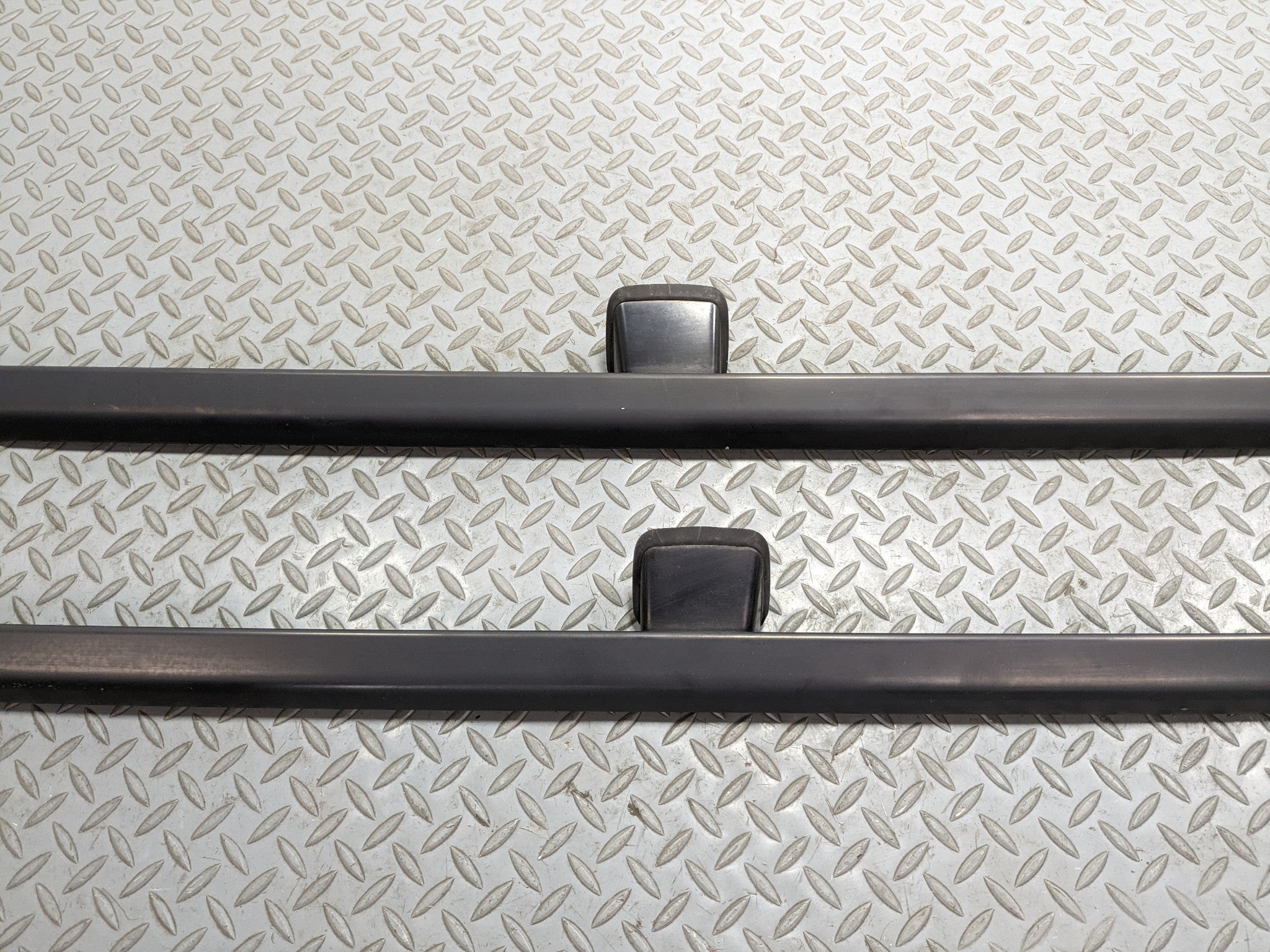 00 - 04 MITSUBISHI MONTERO SPORT OEM ROOF RAILS LUGGAGE CARRIER BAR LEFT RIGHT