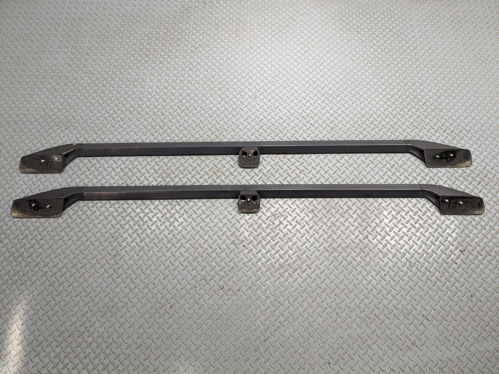 00 - 04 MITSUBISHI MONTERO SPORT OEM ROOF RAILS LUGGAGE CARRIER BAR LEFT RIGHT
