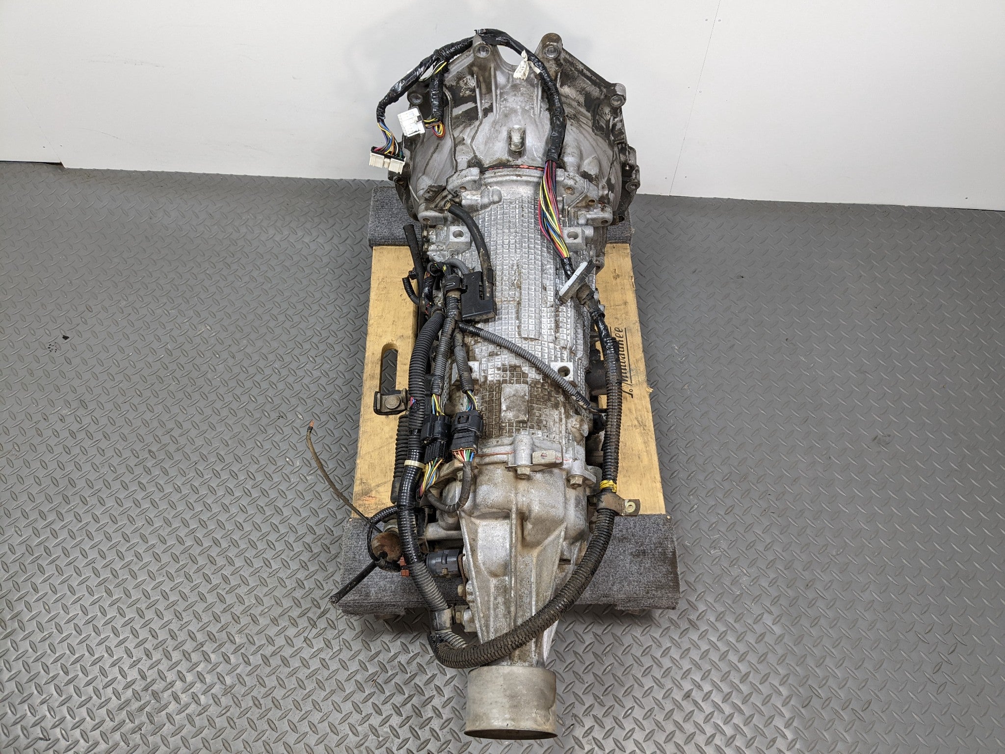 00 - 04 MITSUBISHI MONTERO SPORT OEM AUTOMATIC TRANSMISSION 3.0L 6 CYLINDER 4X2