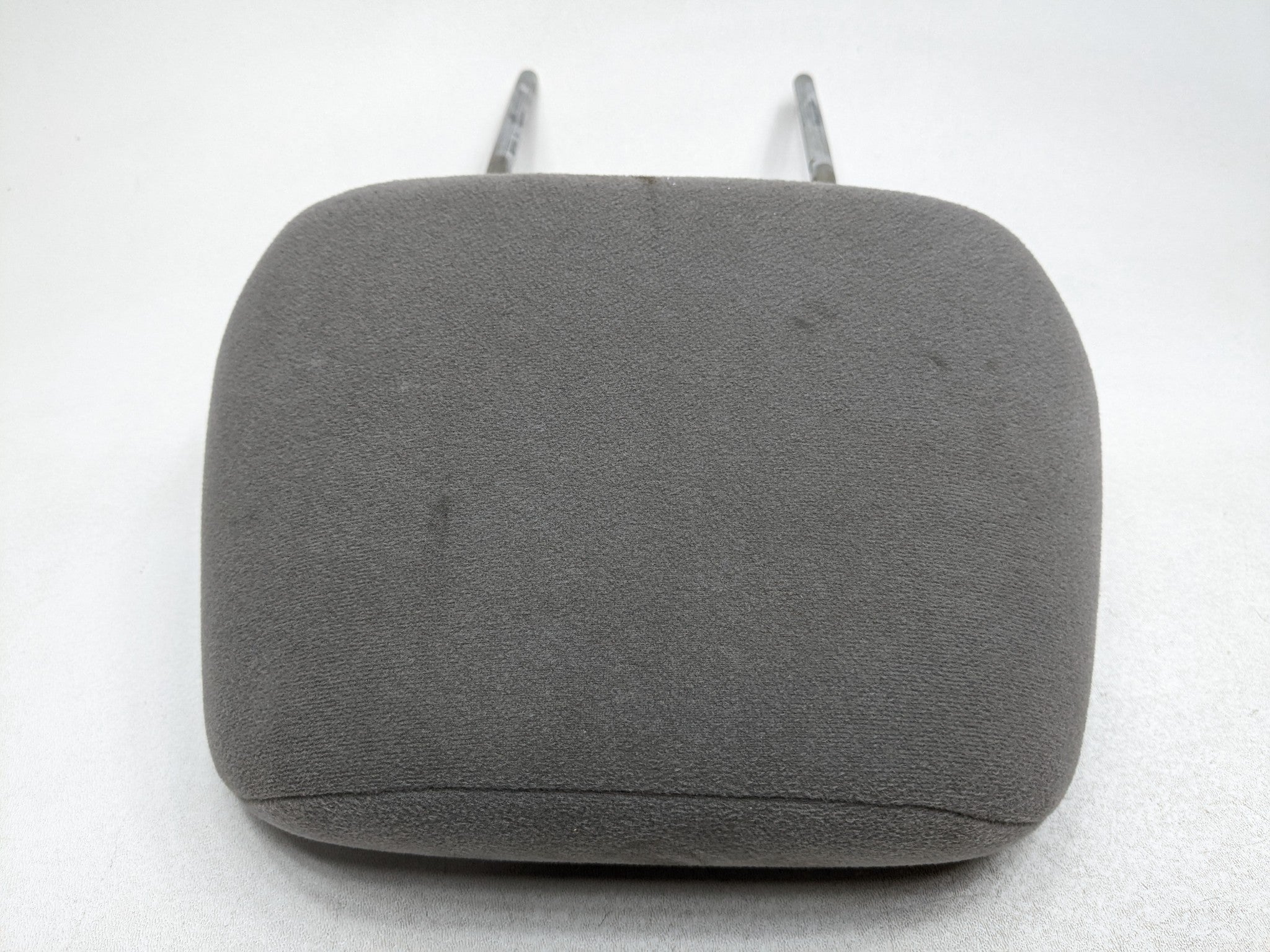 00 – 04 MITSUBISHI MONTERO SPORT OEM SEAT HEADREST CLOTH GRAY FRONT LEFT SIDE