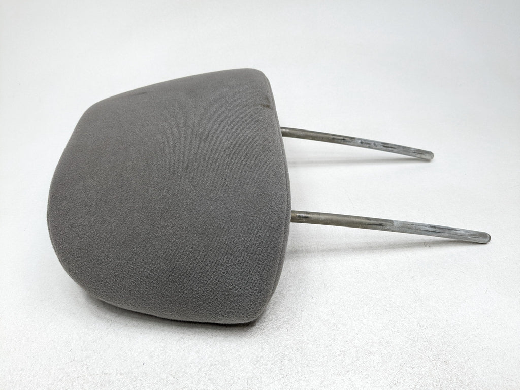00 – 04 MITSUBISHI MONTERO SPORT OEM SEAT HEADREST CLOTH GRAY FRONT LEFT SIDE