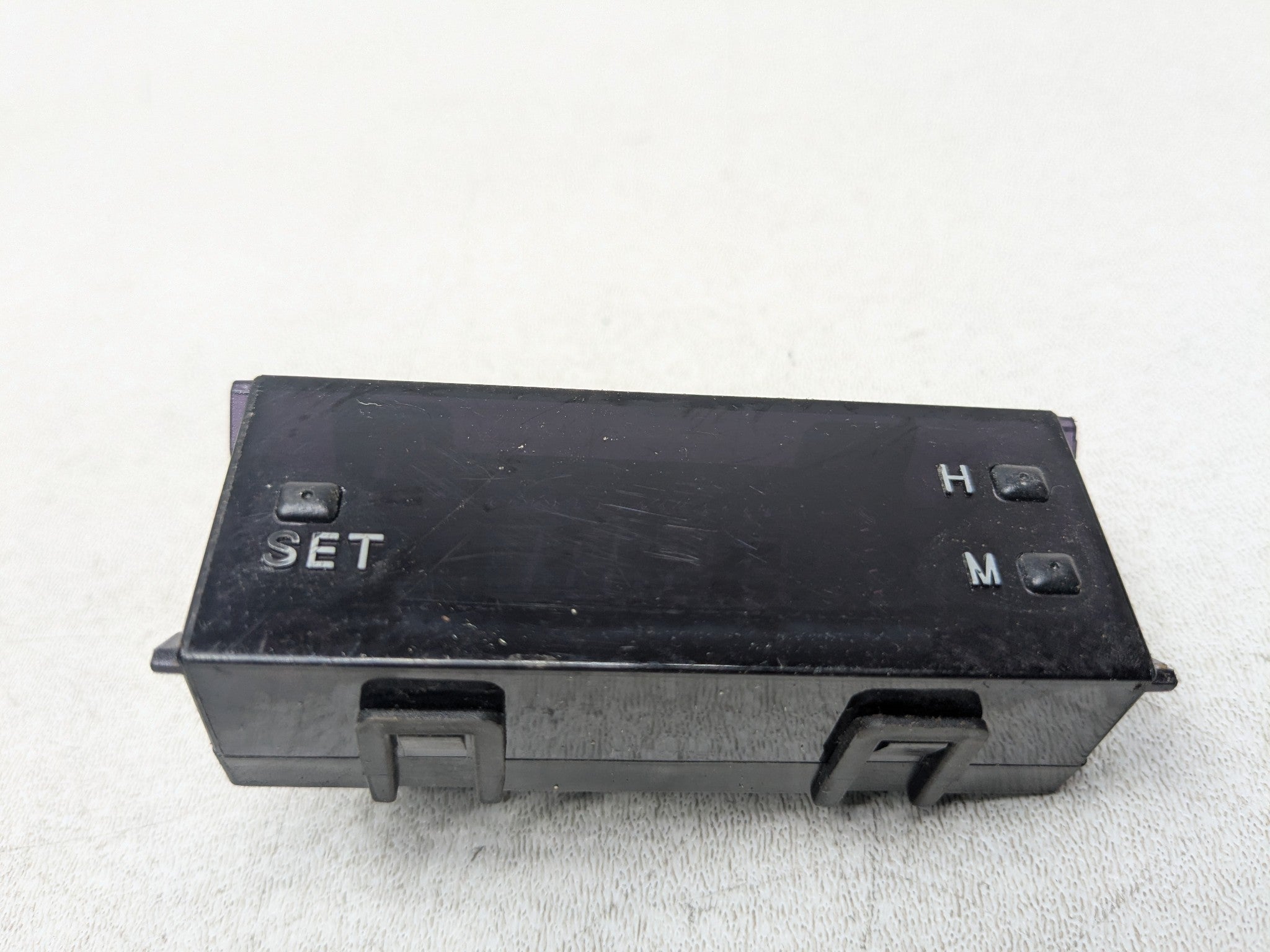 00 - 04 MITSUBISHI MONTERO SPORT OEM DASH CLOCK SWITCH DIGITAL DISPLAY SCREEN