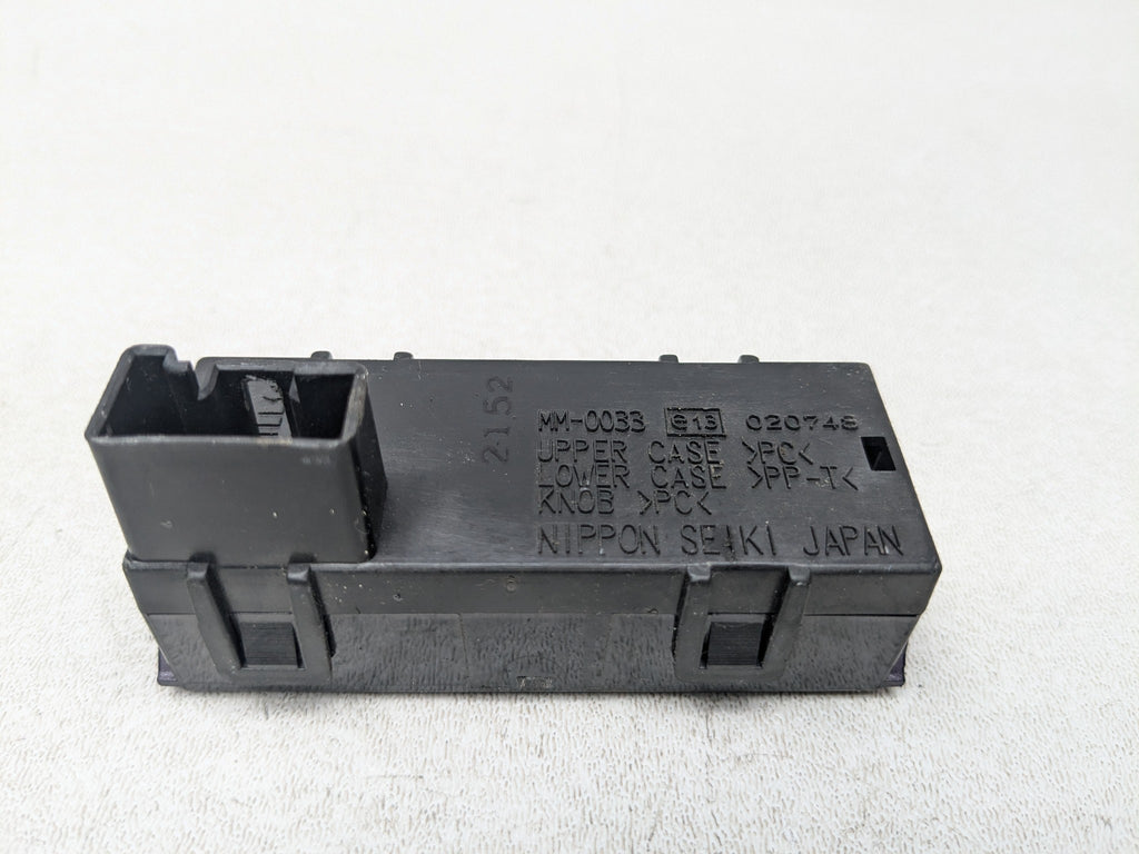 00 - 04 MITSUBISHI MONTERO SPORT OEM DASH CLOCK SWITCH DIGITAL DISPLAY SCREEN