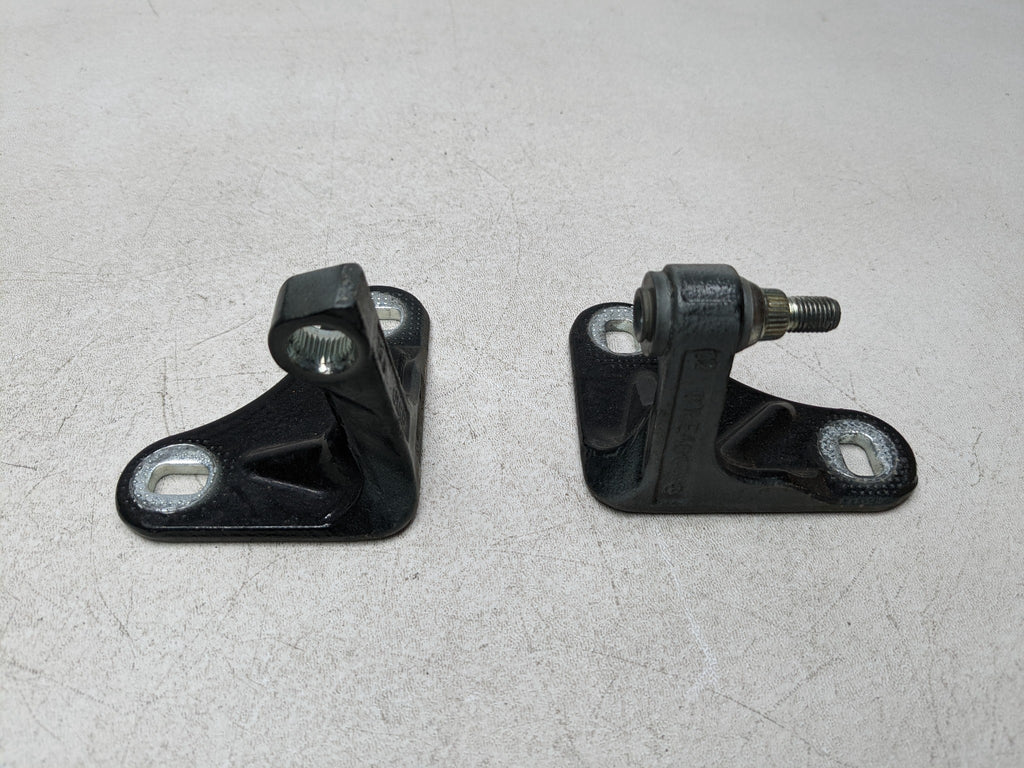 97 - 05 MERCEDES-BENZ S500 OEM DOOR HINGE SET UPPER AND LOWER FRONT RIGHT SIDE