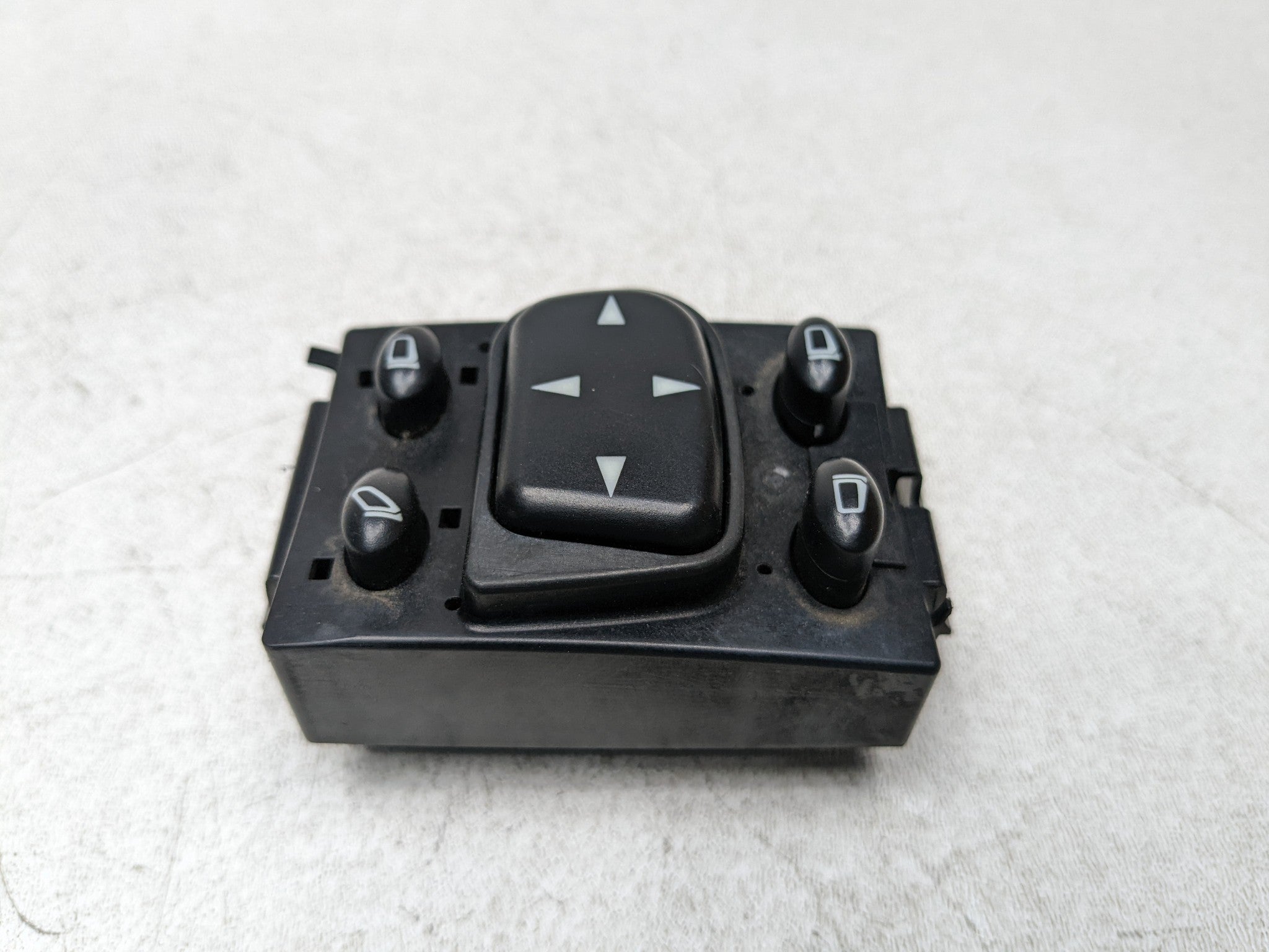 97 - 05 MERCEDES-BENZ S500 OEM MIRROR CONTROL DOOR SWITCH FRONT LEFT DRIVER SIDE