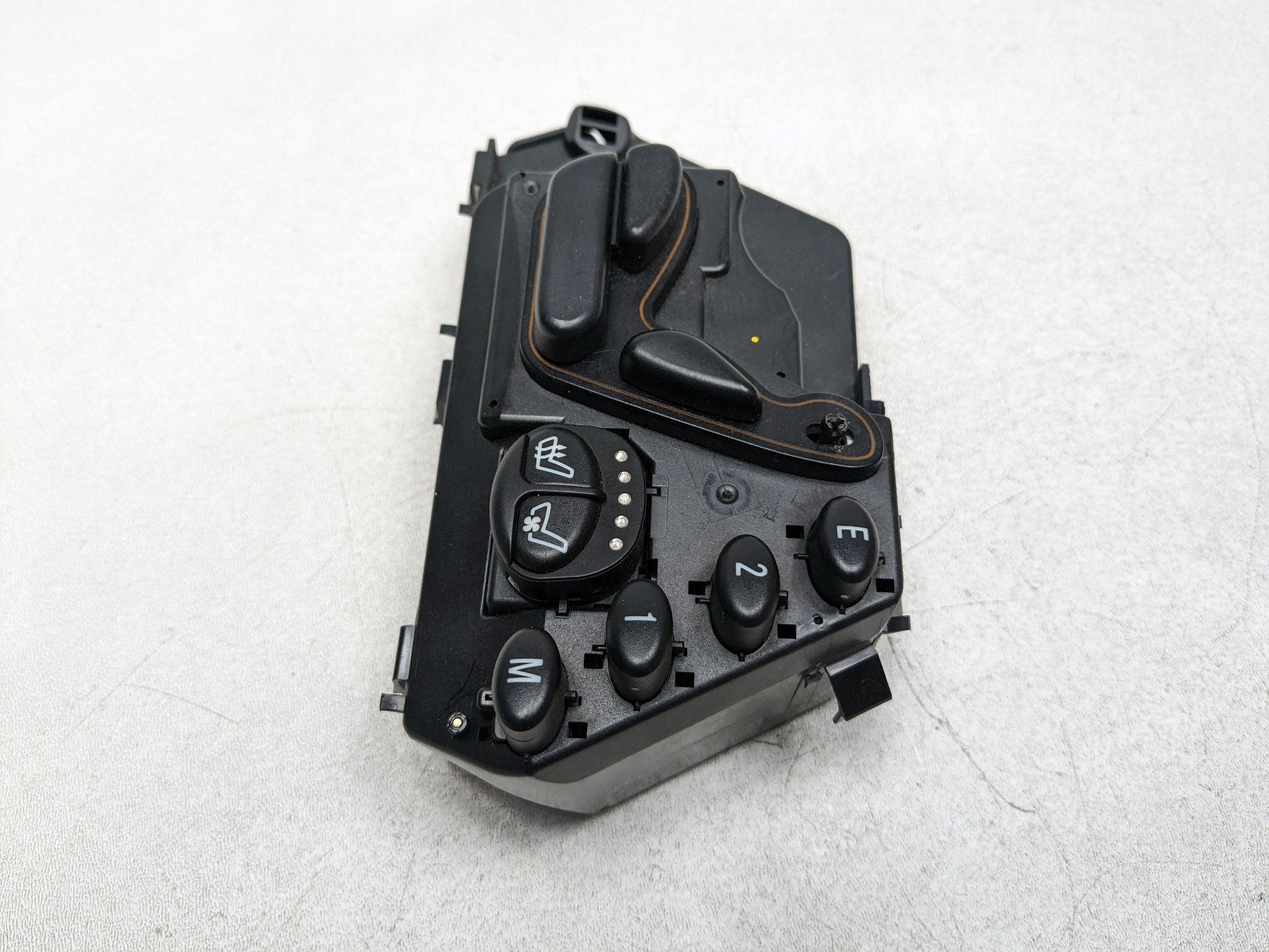 97 - 05 MERCEDES-BENZ S500 OEM SEAT CONTROL SWITCH FRONT RIGHT PASSENGER SIDE