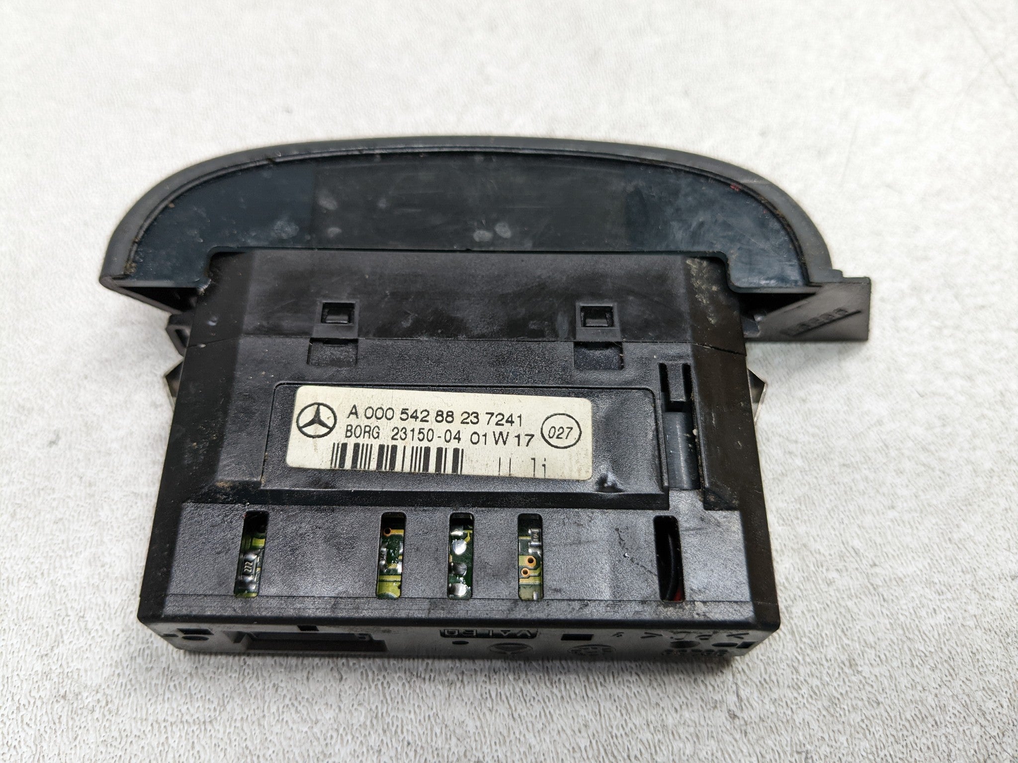 97 - 05 MERCEDES-BENZ S500 OEM PARKING DISTANCE CONTROL BEEPER DISPLAY SCREEN
