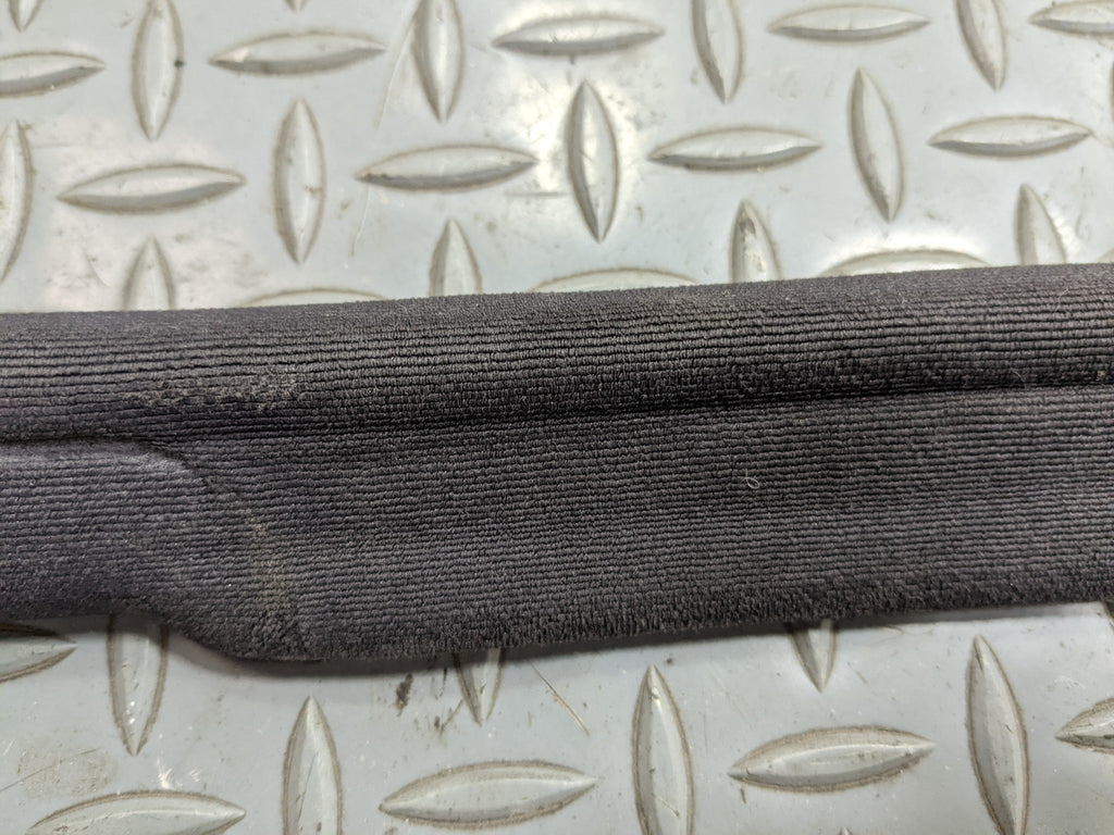 97 - 05 MERCEDES-BENZ S500 OEM DOOR SEAL WEATHER STRIPPING RUBBER FRONT LEFT