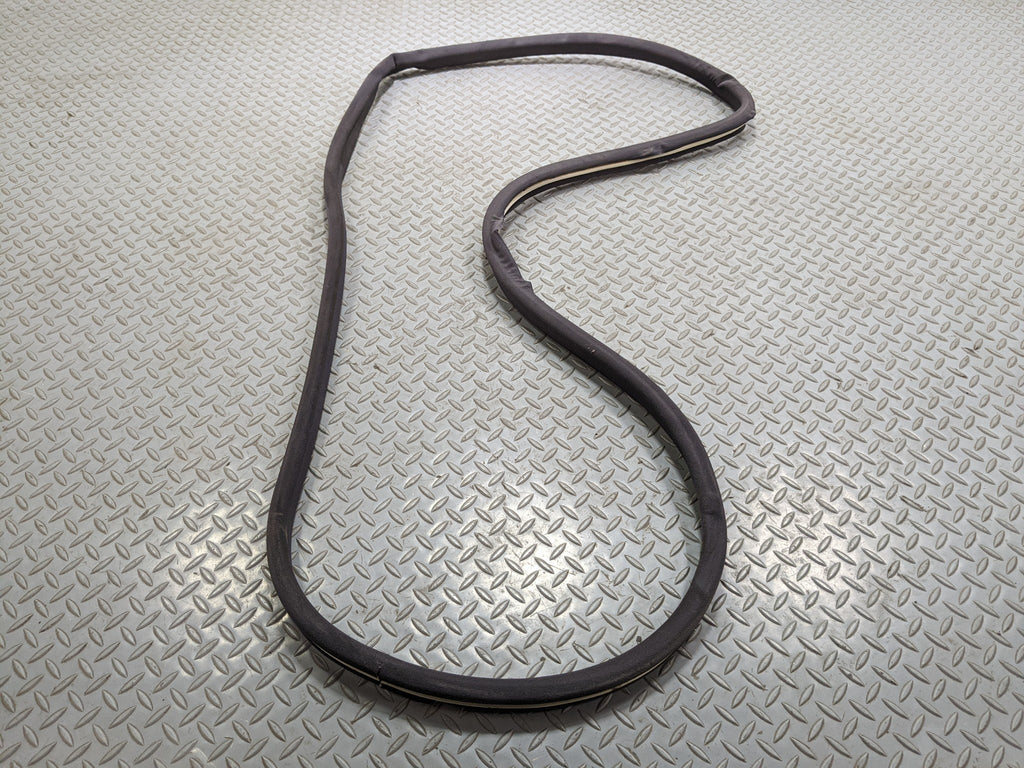97 - 05 MERCEDES-BENZ S500 OEM DOOR SEAL WEATHER STRIPPING RUBBER FRONT RIGHT