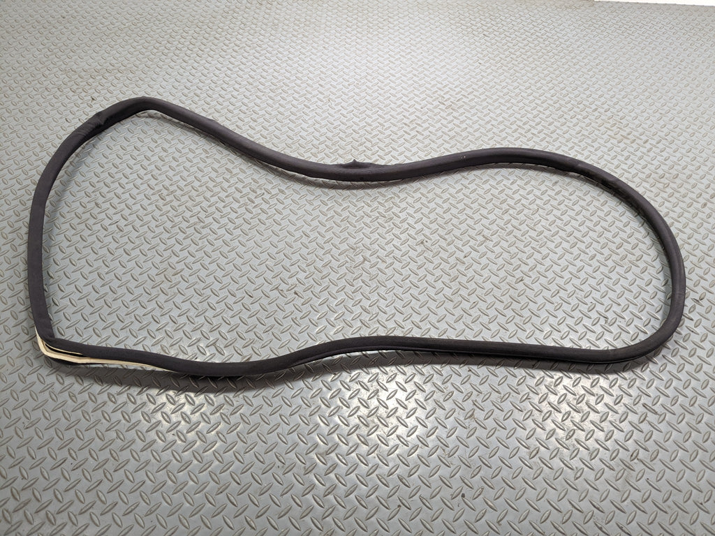 97 - 05 MERCEDES-BENZ S500 OEM DOOR SEAL WEATHER STRIPPING RUBBER FRONT RIGHT