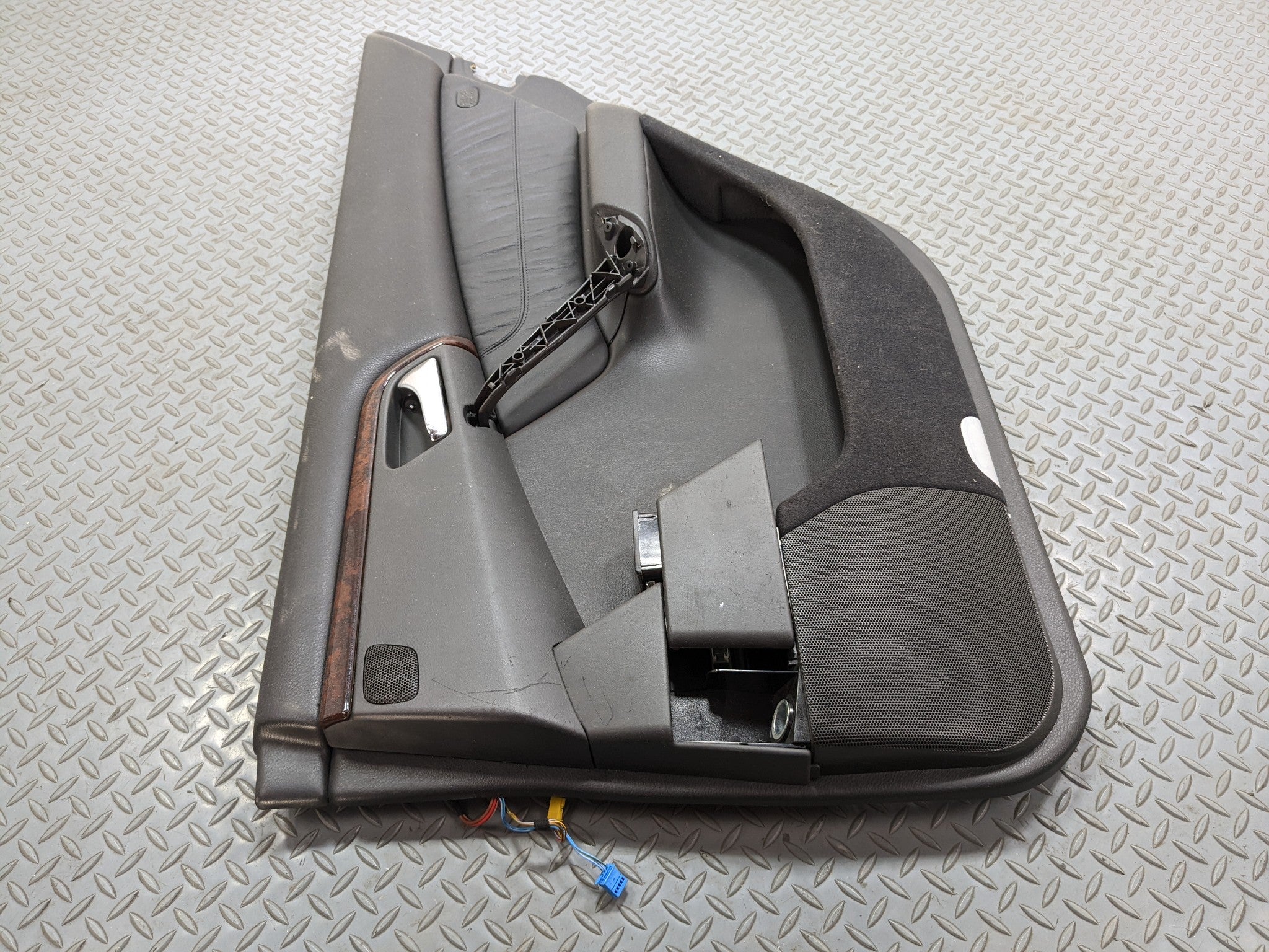 1997 - 2005 MERCEDES-BENZ S500 OEM INTERIOR DOOR TRIM PANEL REAR RIGHT SIDE