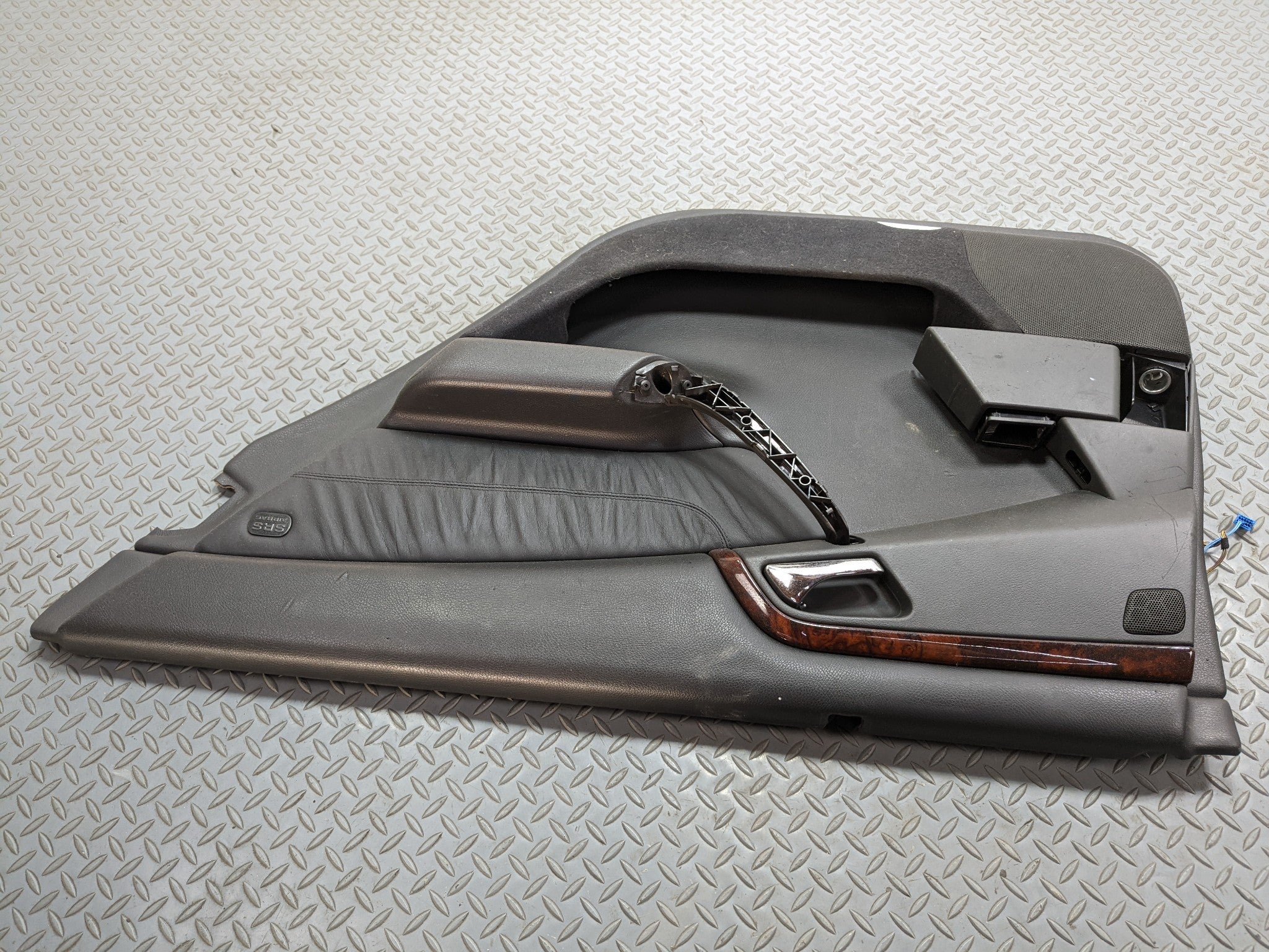 1997 - 2005 MERCEDES-BENZ S500 OEM INTERIOR DOOR TRIM PANEL REAR RIGHT SIDE
