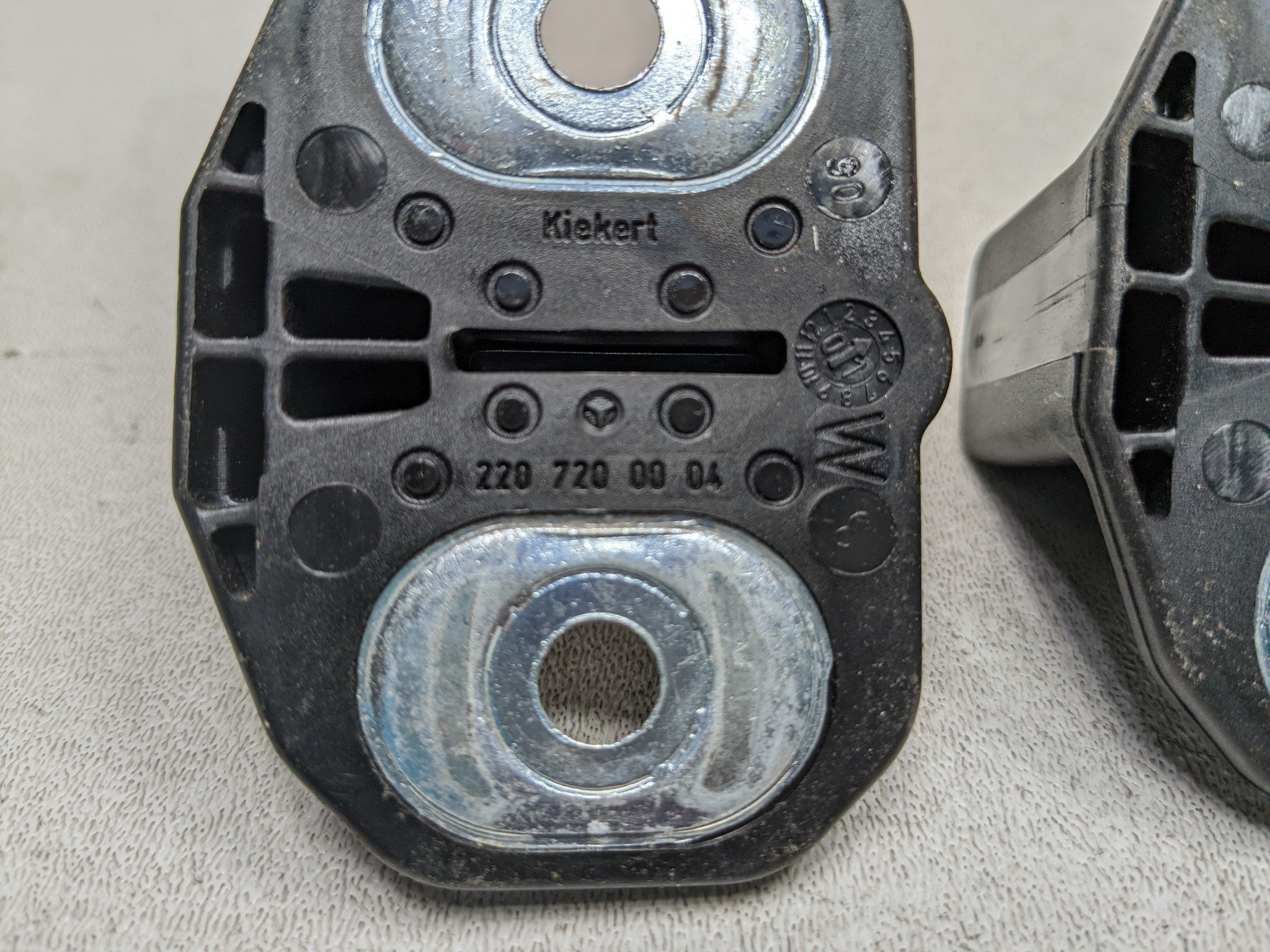 97 - 05 MERCEDES-BENZ S500 OEM DOOR LOCK STRIKER SET FRONT REAR LEFT AND RIGHT