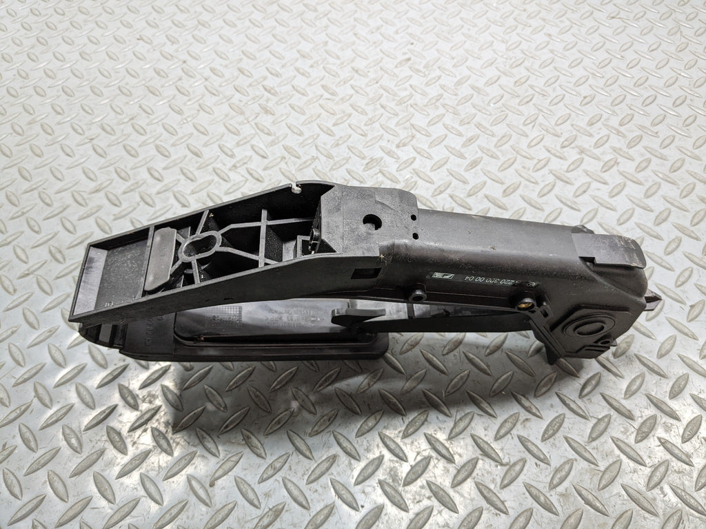 97 - 05 MERCEDES-BENZ S500 OEM ACCELERATOR THROTTLE FOOT PEDAL LEVER WITH SENSOR