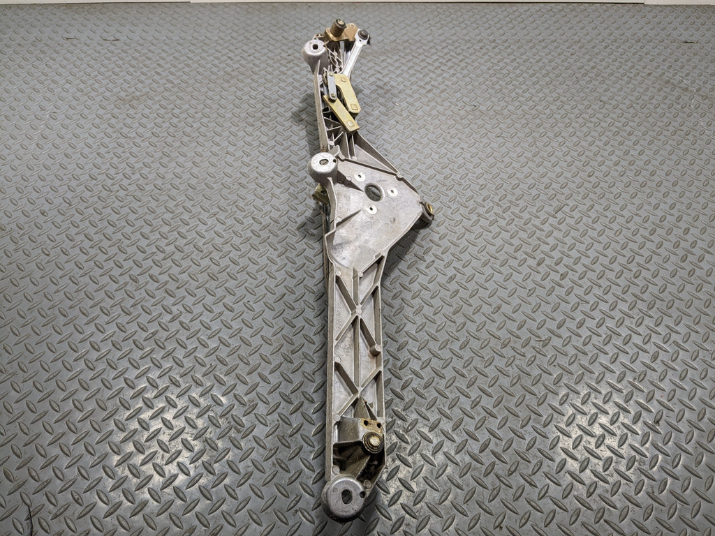 97-05 MERCEDES-BENZ S500 OEM WINDSHIELD WIPER TRANSMISSION LINKAGE WITHOUT MOTOR