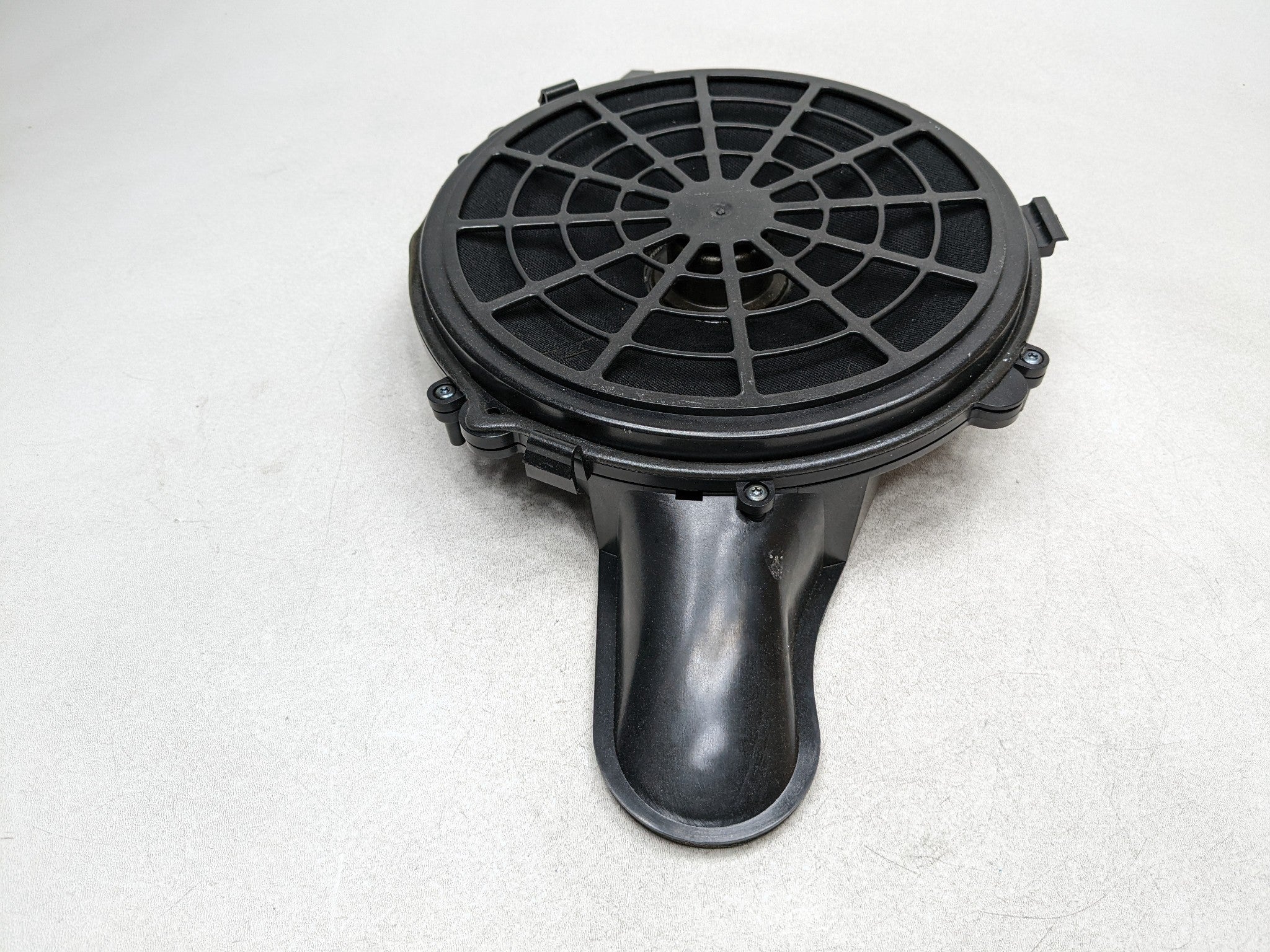 1997 - 2005 MERCEDES-BENZ S500 OEM SUBWOOFER SPEAKER REAR AUDIO SOUND SYSTEM