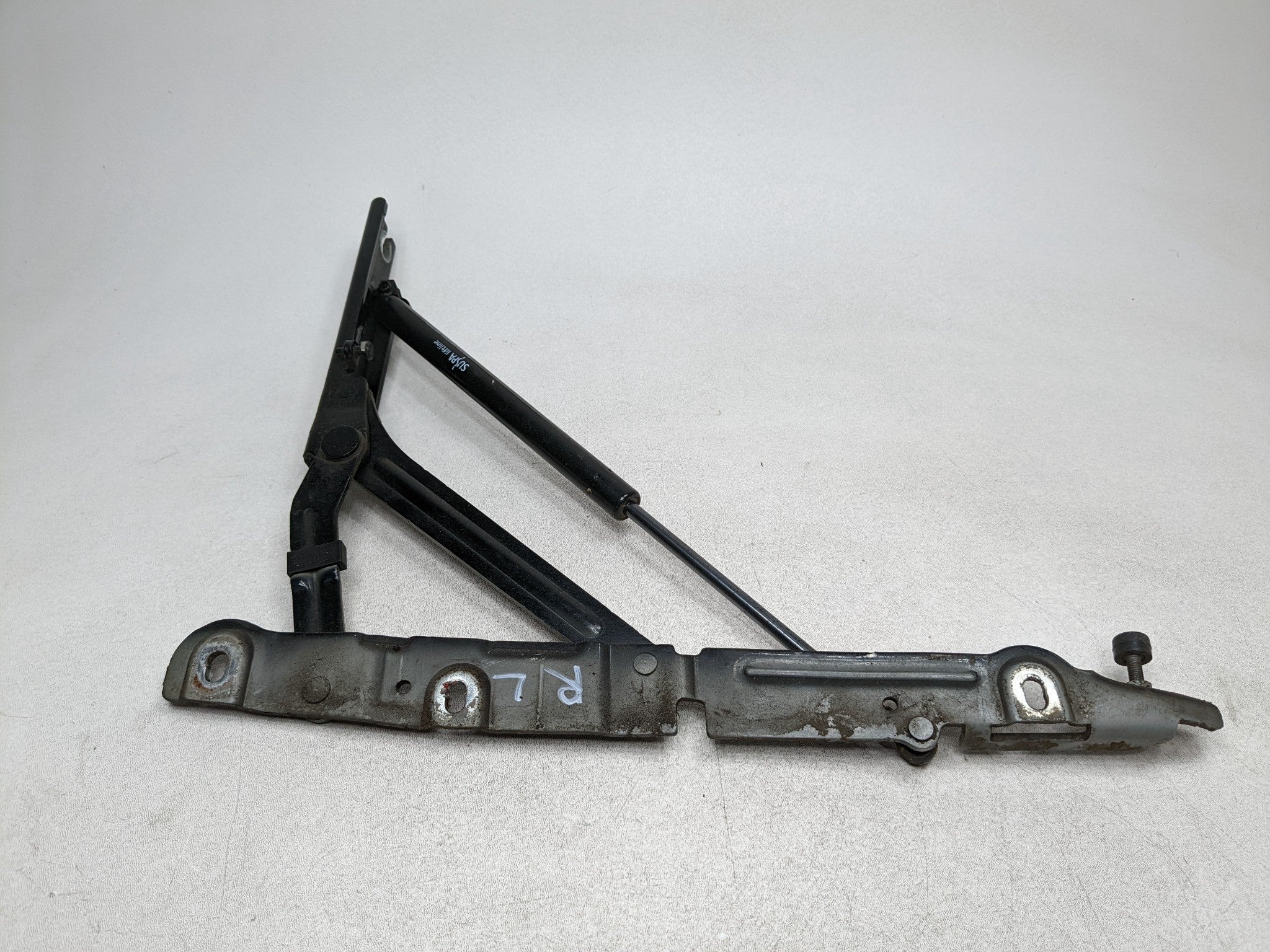97 - 05 MERCEDES-BENZ S500 OEM TAILGATE HINGE WITH LIFT SUPPORT REAR LEFT SIDE