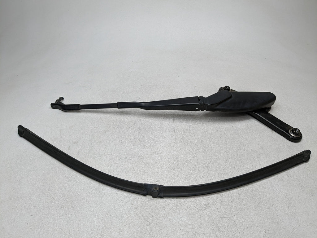 97 - 05 MERCEDES-BENZ S500 OEM WINDSHIELD WIPER ARM FRONT RIGHT PASSENGER SIDE