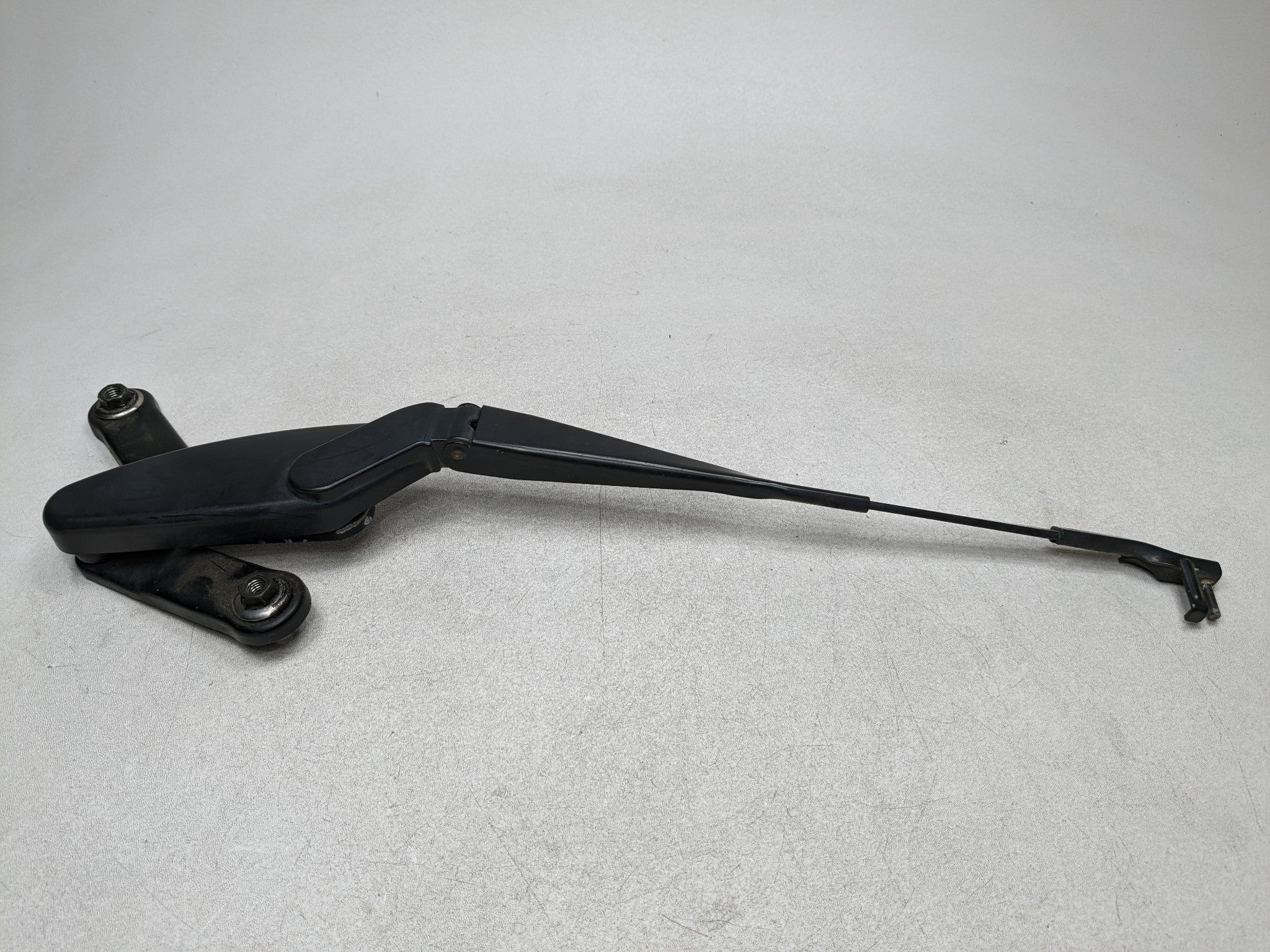 97 - 05 MERCEDES-BENZ S500 OEM WINDSHIELD WIPER ARM FRONT RIGHT PASSENGER SIDE