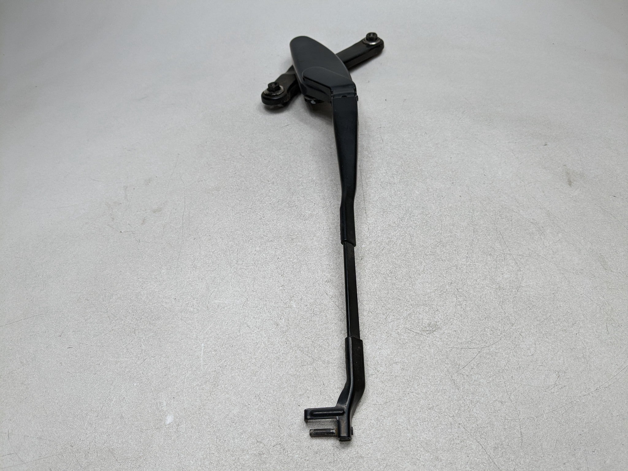 97 - 05 MERCEDES-BENZ S500 OEM WINDSHIELD WIPER ARM FRONT RIGHT PASSENGER SIDE