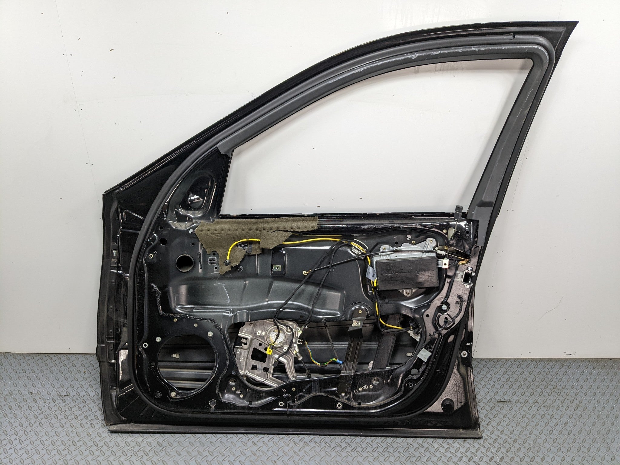 97 - 05 MERCEDES-BENZ S500 OEM DOOR SHELL PANEL BLACK FRONT RIGHT PASSENGER SIDE