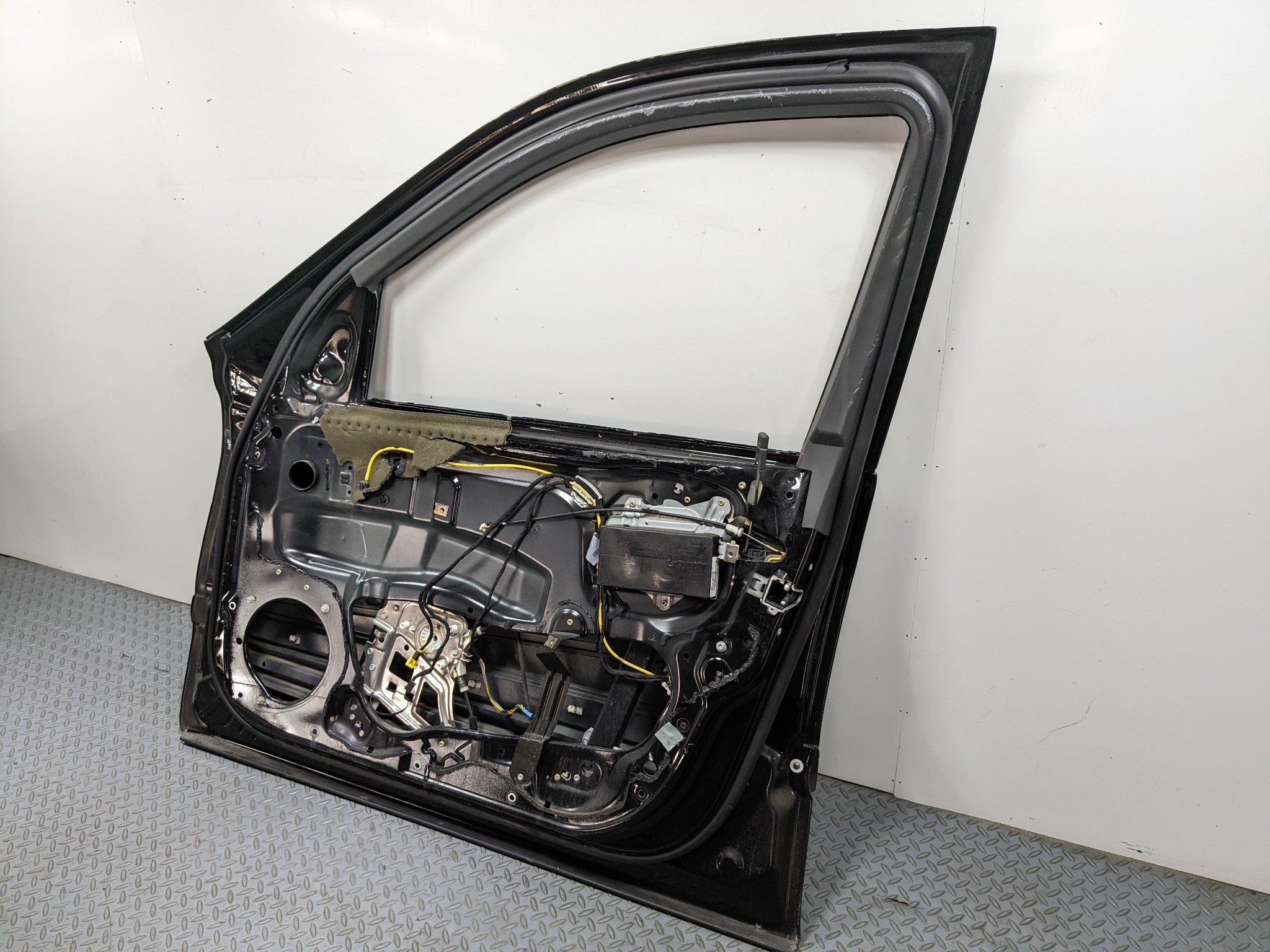 97 - 05 MERCEDES-BENZ S500 OEM DOOR SHELL PANEL BLACK FRONT RIGHT PASSENGER SIDE