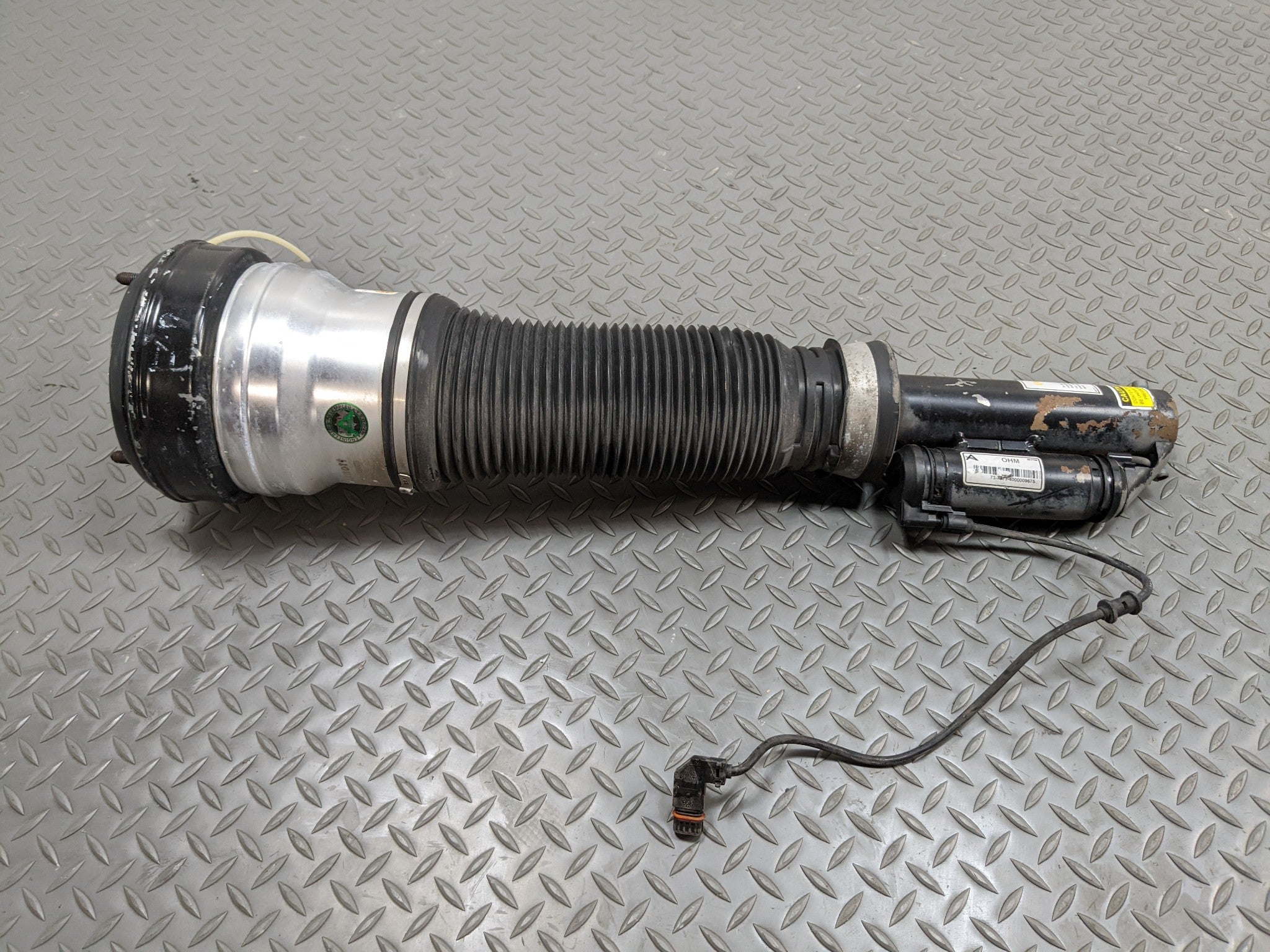 97 - 05 MERCEDES-BENZ S500 OEM SHOCK ABSORBER STRUT ASSEMBLY FRONT RIGHT SIDE
