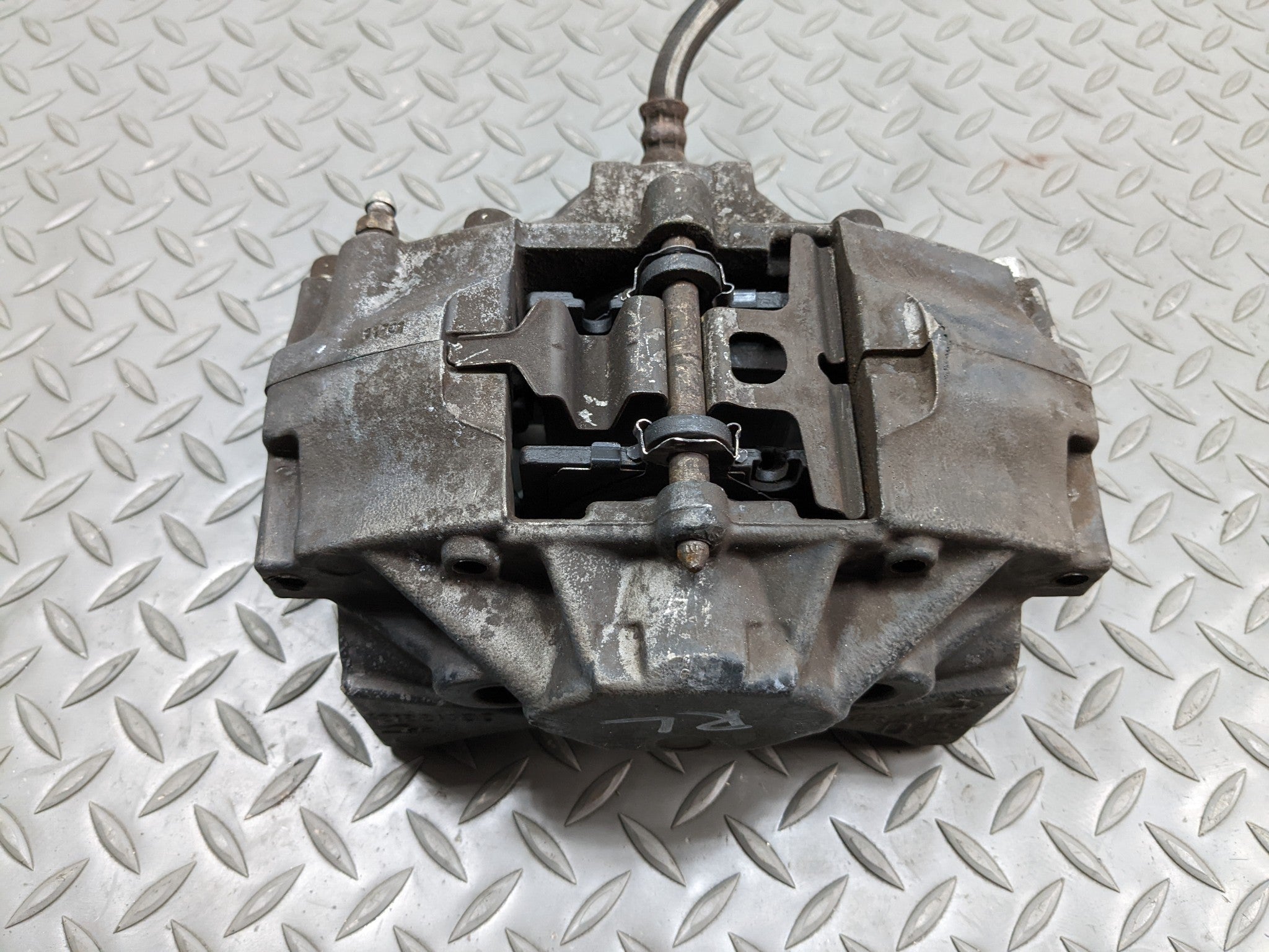 1997 - 2005 MERCEDES-BENZ S500 OEM BRAKE CALIPER ASSEMBLY REAR LEFT DRIVER SIDE