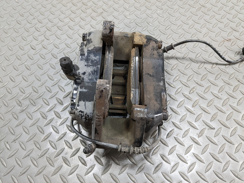 97 - 05 MERCEDES-BENZ S500 OEM BRAKE CALIPER ASSEMBLY FRONT RIGHT PASSENGER SIDE