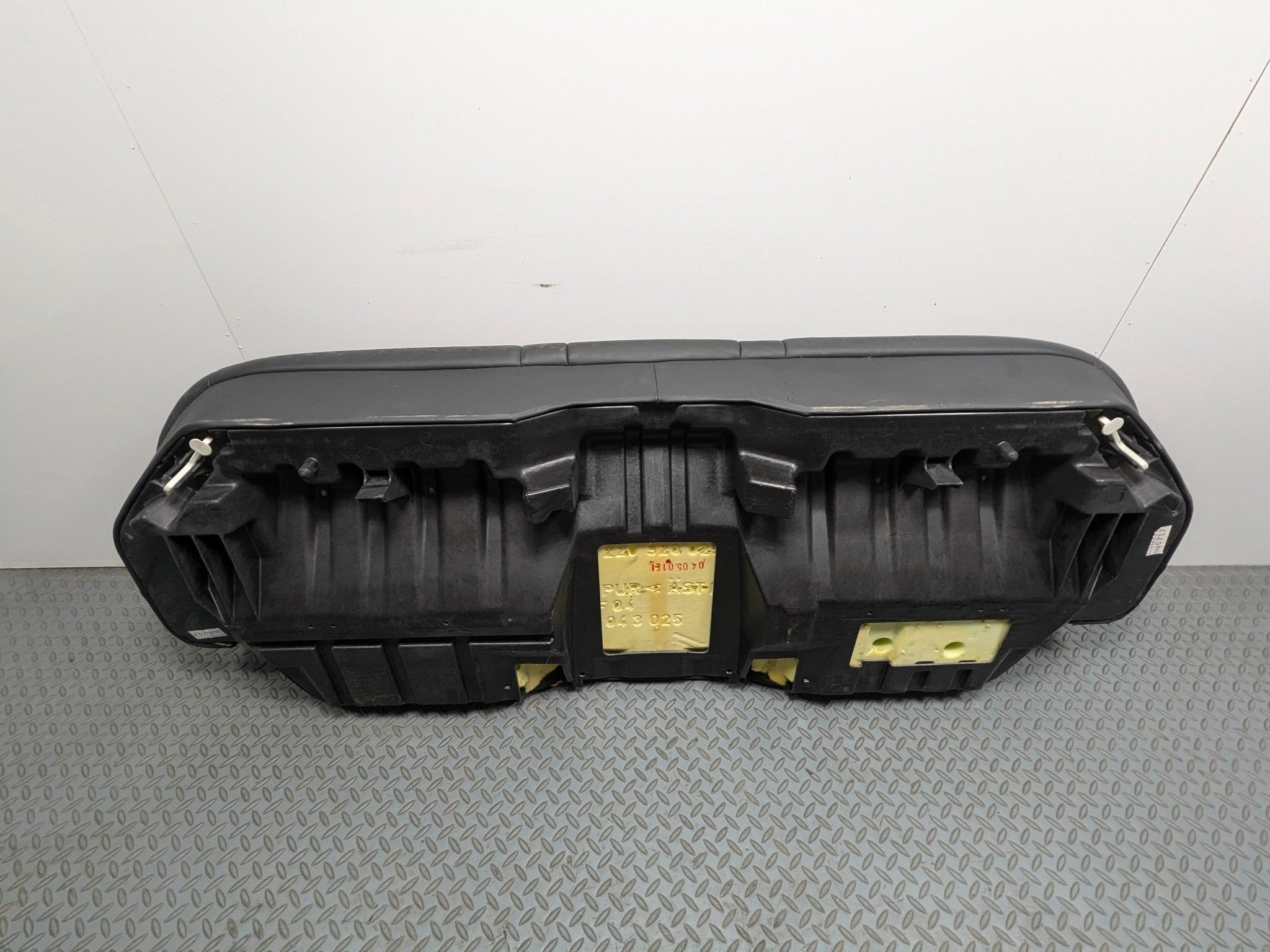 1997 - 2005 MERCEDES-BENZ S500 OEM REAR LOWER SEAT CUSHION COVER ASSEMBLY BLACK