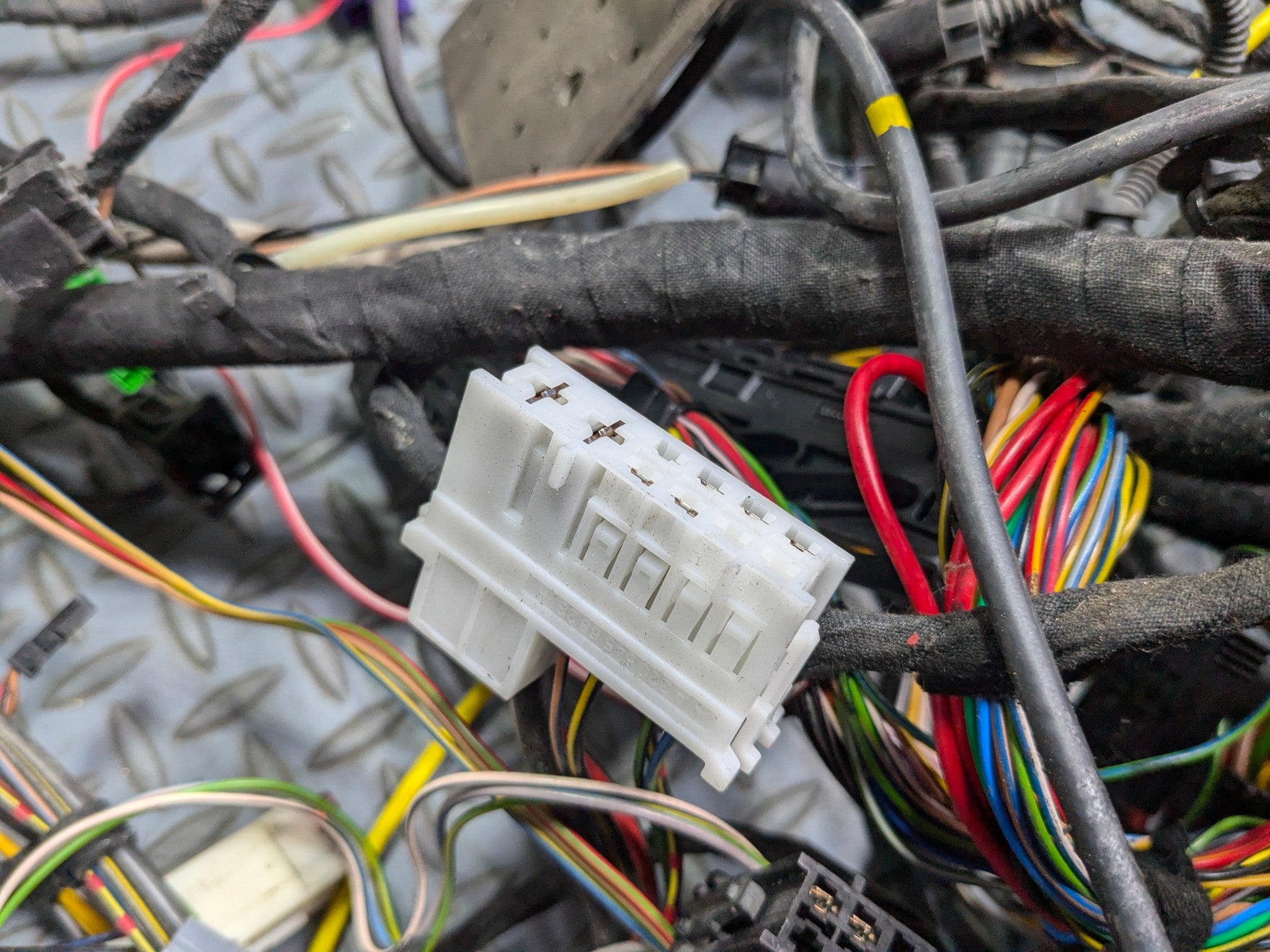 97 - 05 MERCEDES-BENZ S500 OEM INTERIOR BODY WIRE HARNESS CABLE AND CONNECTOR