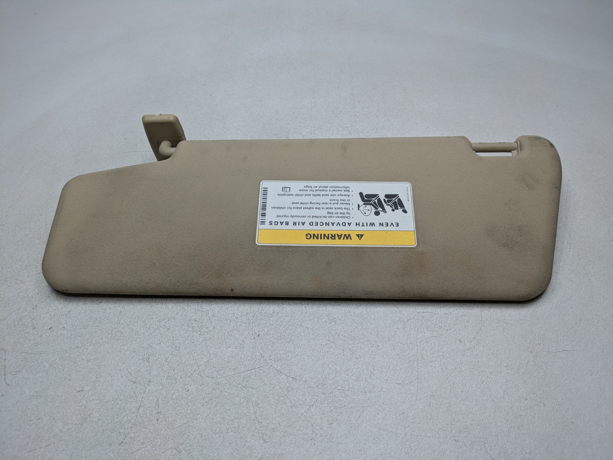 2012 - 2018 MERCEDES-BENZ CLS550 OEM SUN VISOR INTERIOR UPPER FRONT RIGHT SIDE