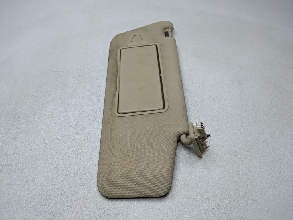 2012 - 2018 MERCEDES-BENZ CLS550 OEM SUN VISOR INTERIOR UPPER FRONT RIGHT SIDE