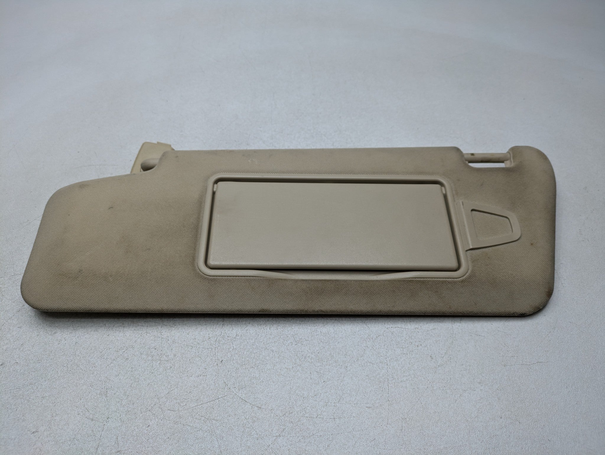 2012 - 2018 MERCEDES-BENZ CLS550 OEM SUN VISOR INTERIOR UPPER FRONT LEFT SIDE