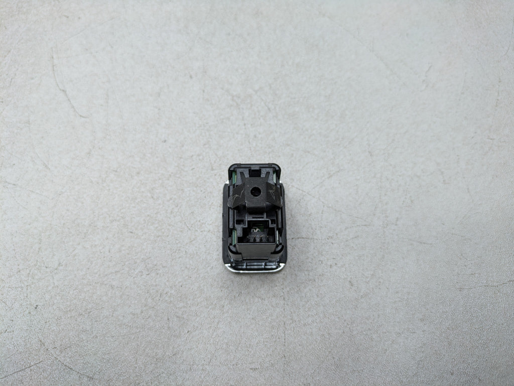2012 - 2018 MERCEDES-BENZ CLS550 OEM DOOR WINDOW CONTROL SWITCH REAR RIGHT SIDE