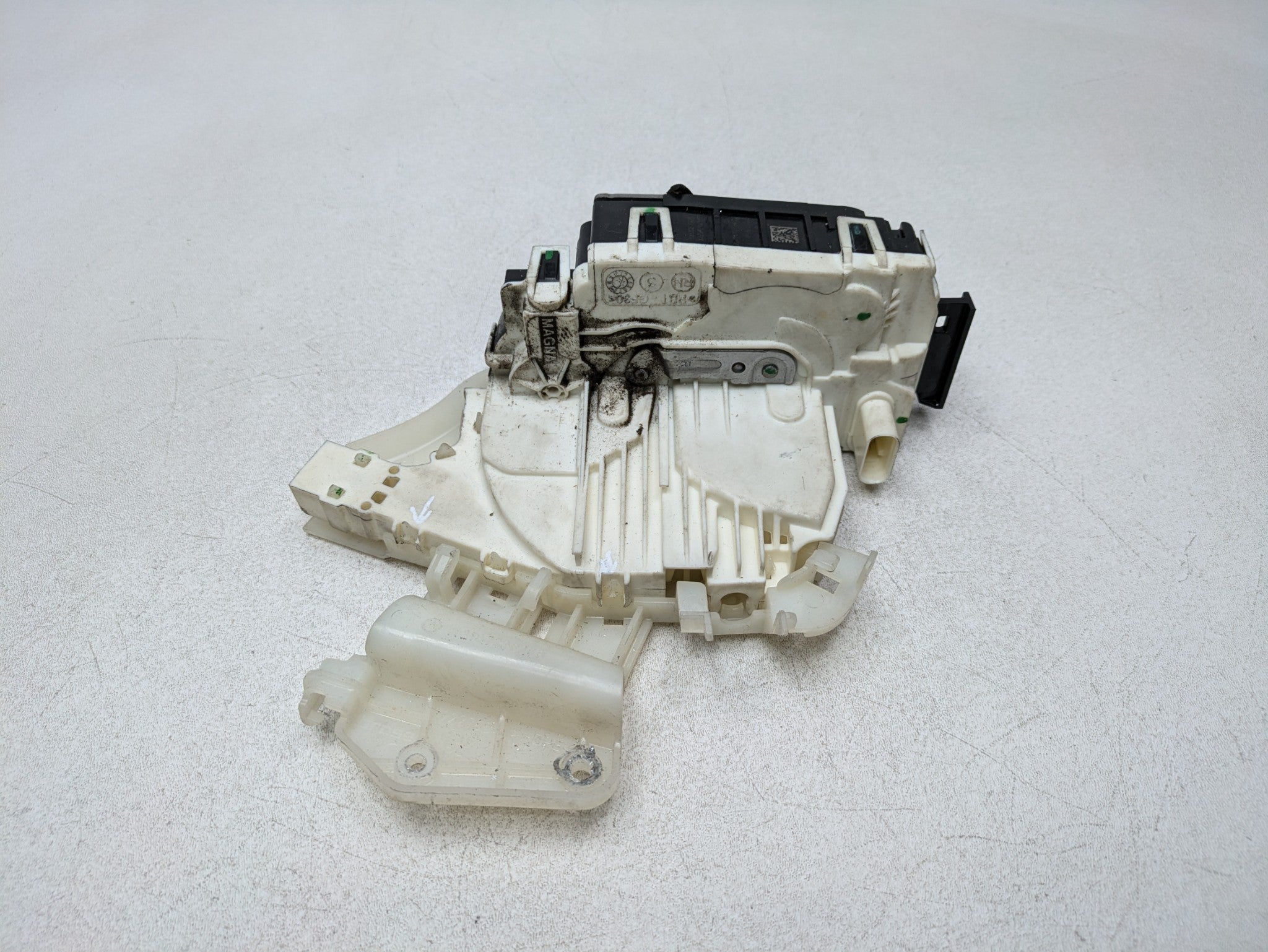 2012 - 2018 MERCEDES-BENZ CLS550 OEM DOOR LATCH LOCK ACTUATOR FRONT RIGHT SIDE
