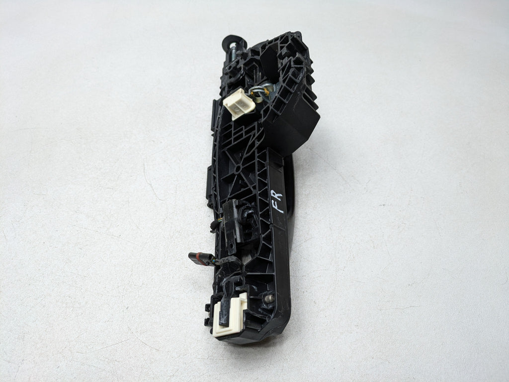 2012 - 2018 MERCEDES-BENZ CLS550 OEM EXTERIOR DOOR HANDLE FRONT RIGHT SIDE BLACK