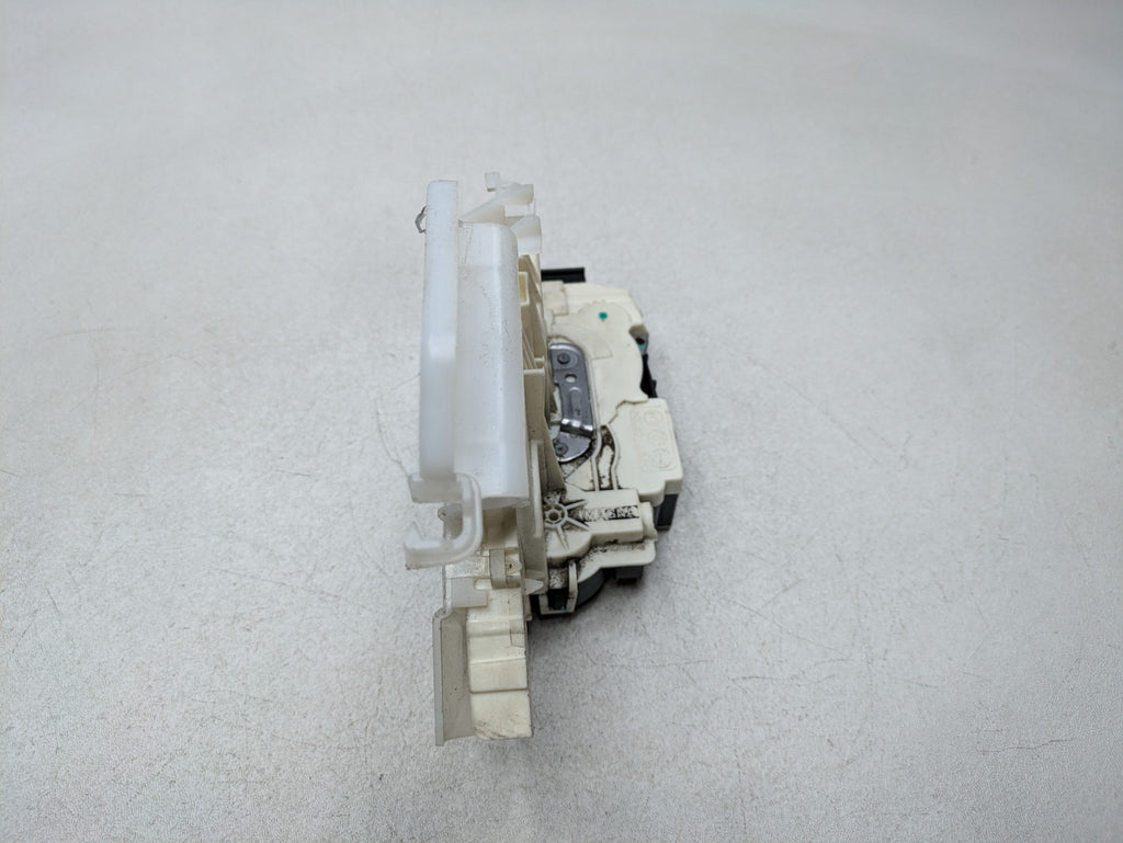 2012 - 2018 MERCEDES-BENZ CLS550 OEM DOOR LATCH LOCK ACTUATOR FRONT LEFT SIDE