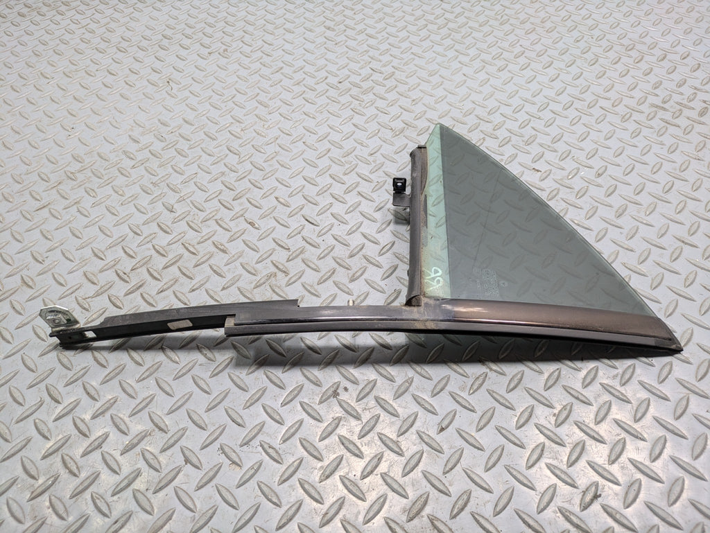 2012 - 2018 MERCEDES-BENZ CLS550 OEM VENT WINDOW GLASS REAR RIGHT PASSENGER SIDE